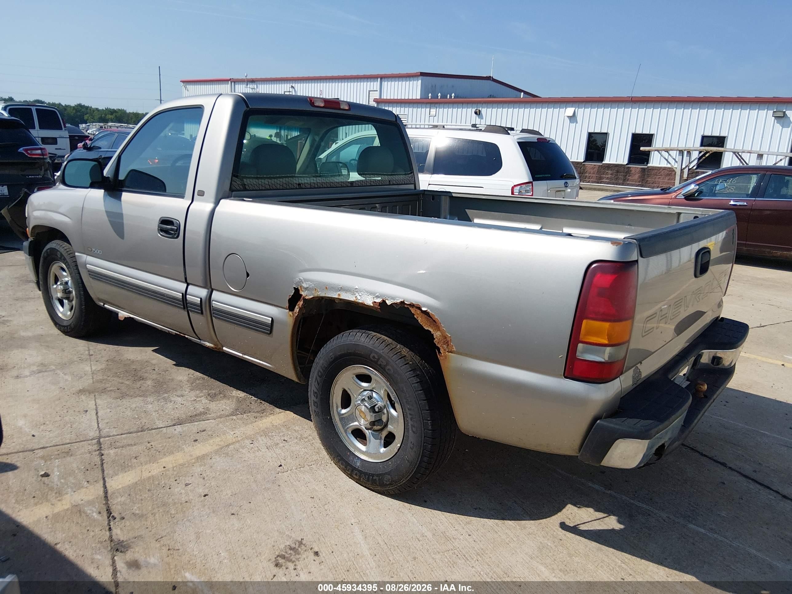 2002 Chevrolet Silverado 1500   Gold vin: 1GCEC14W42Z209998