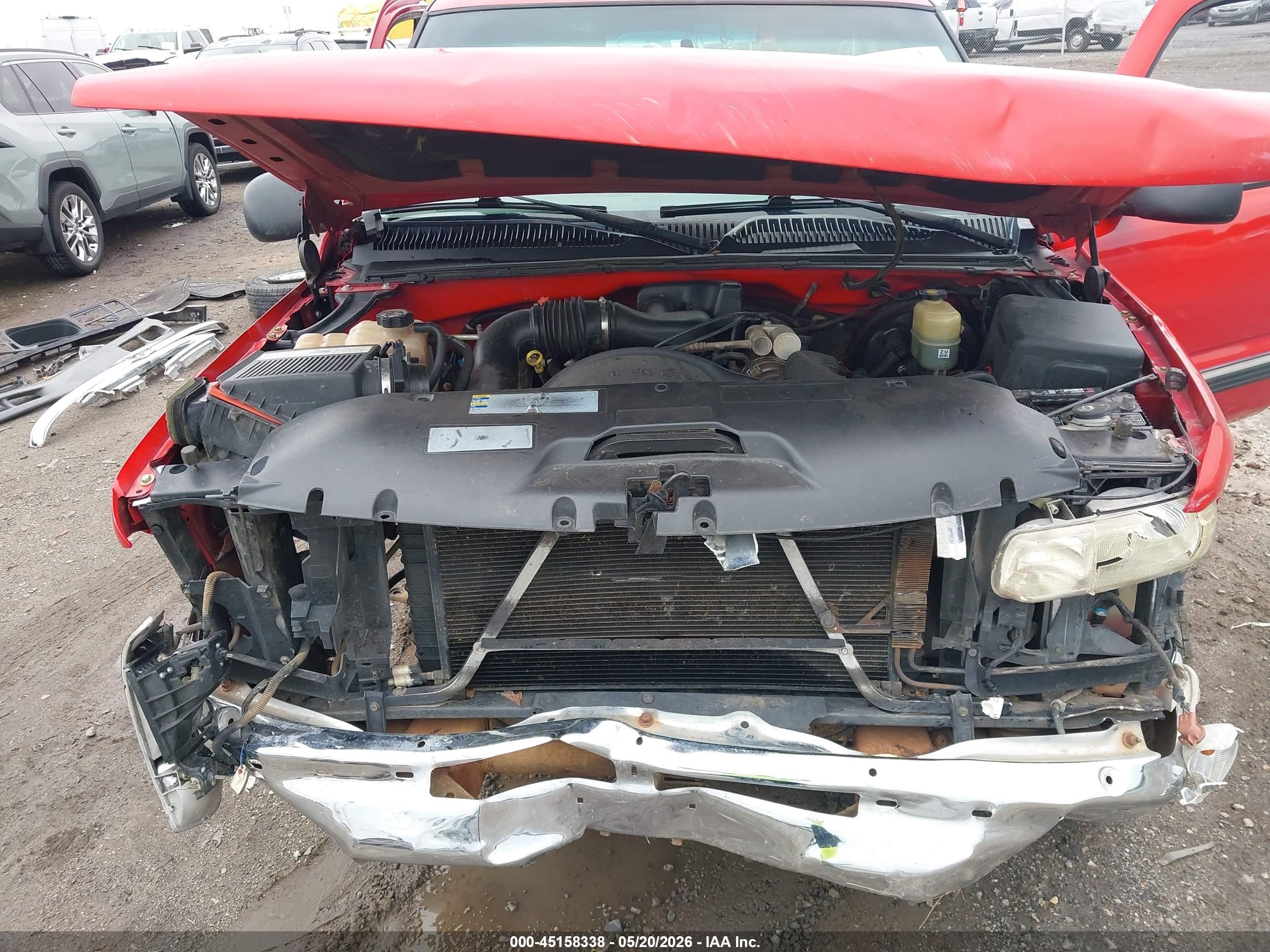 2002 Chevrolet Silverado 1500   Red vin: 1GCEC14W42Z323130