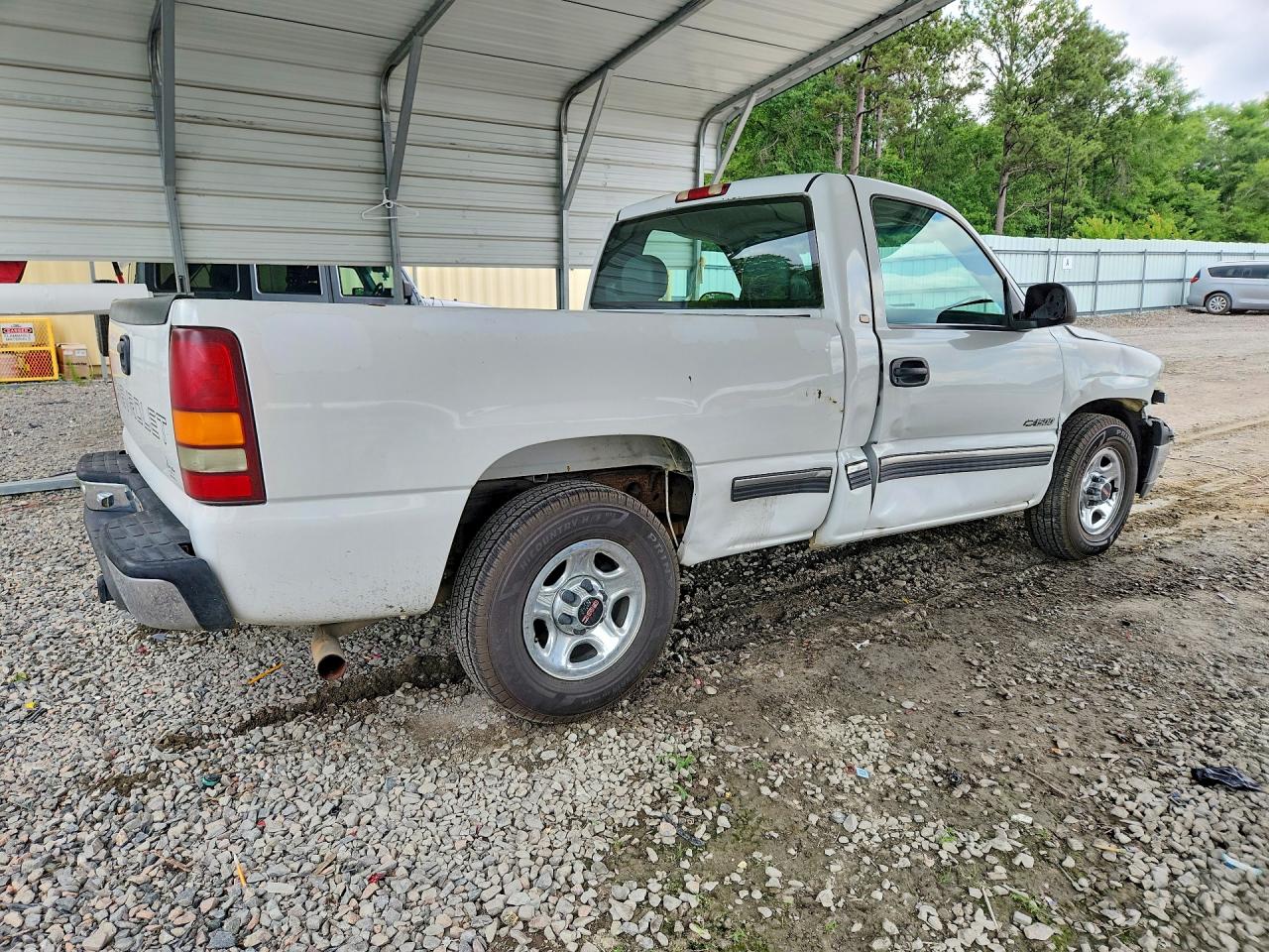 2000 Chevrolet Silverado C1500 White vin: 1GCEC14W4YZ241228