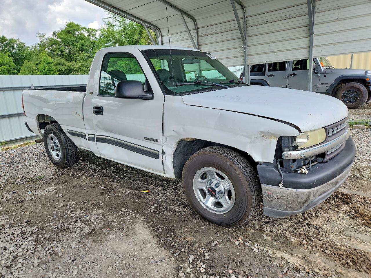 2000 Chevrolet Silverado C1500 White vin: 1GCEC14W4YZ241228