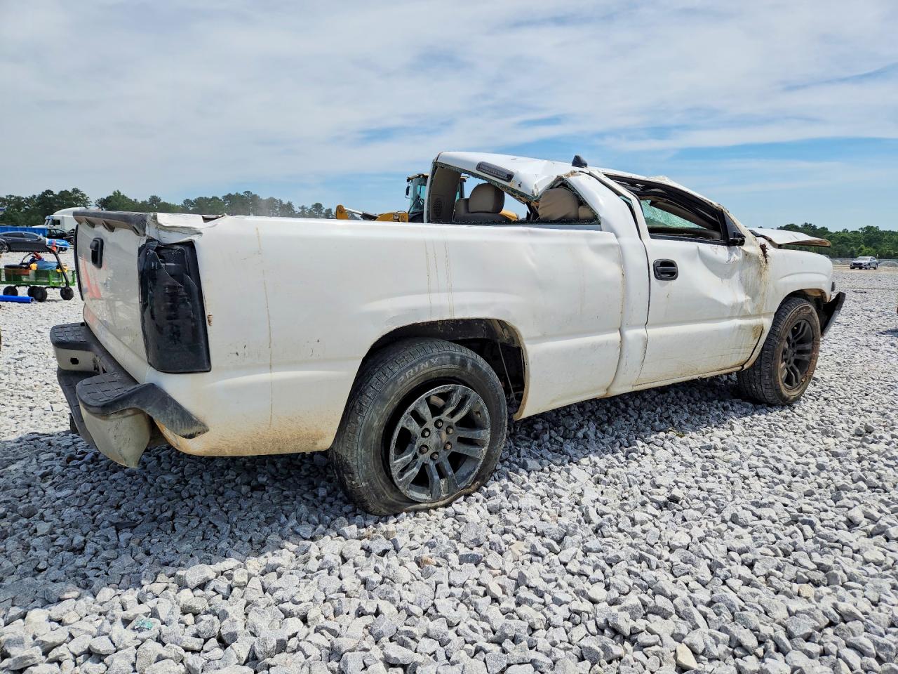 2001 Chevrolet Silverado C1500 White vin: 1GCEC14W51Z174516