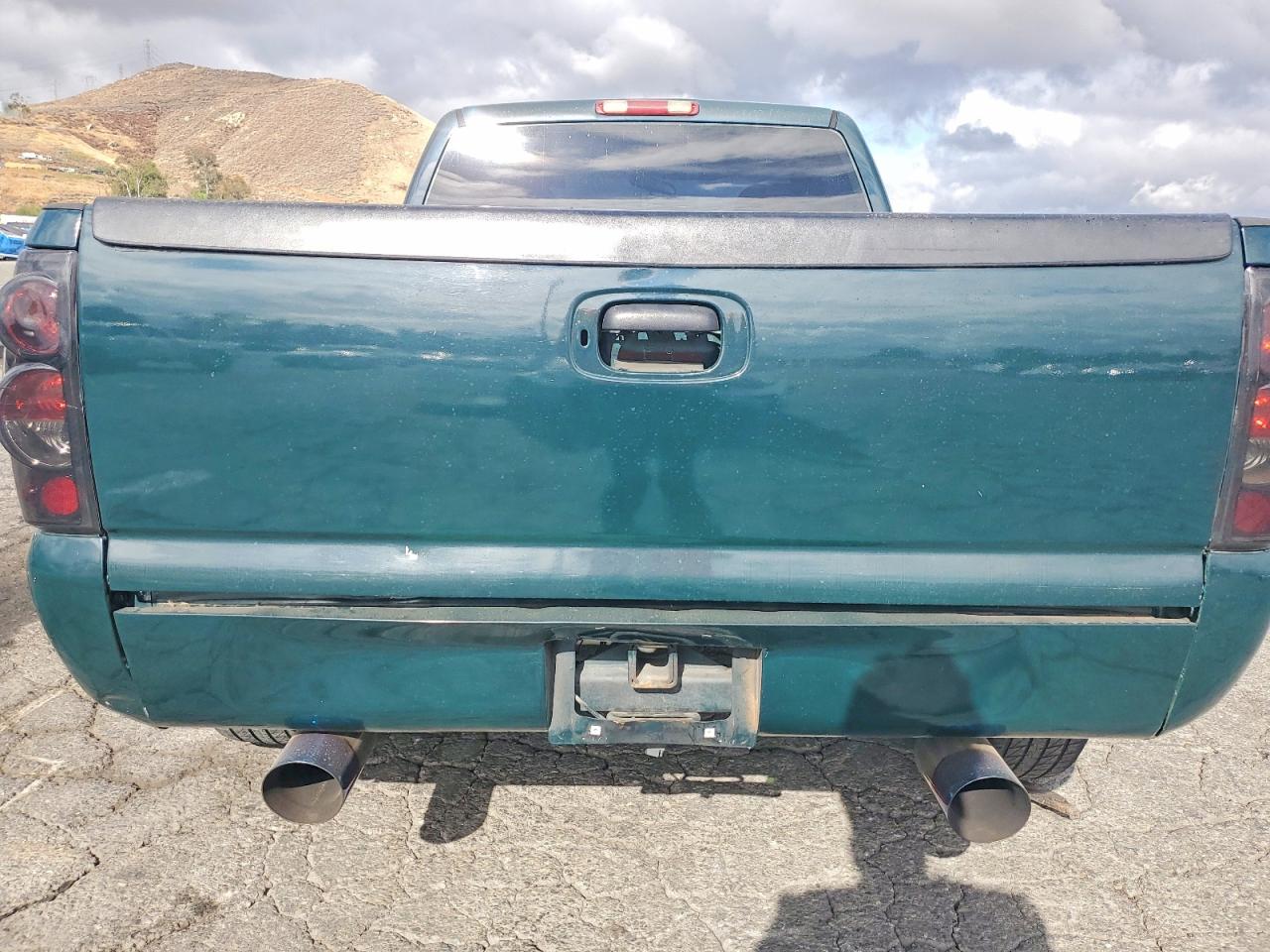 2001 Chev Silverado Green vin: 1GCEC14W51Z219938