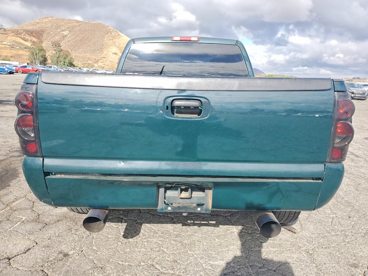 2001 Chev Silverado Green vin: 1GCEC14W51Z219938