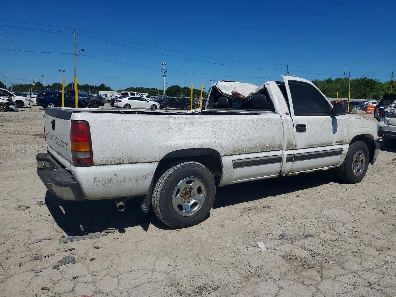 2001 Chevrolet Silverado C1500 White vin: 1GCEC14W51Z294235