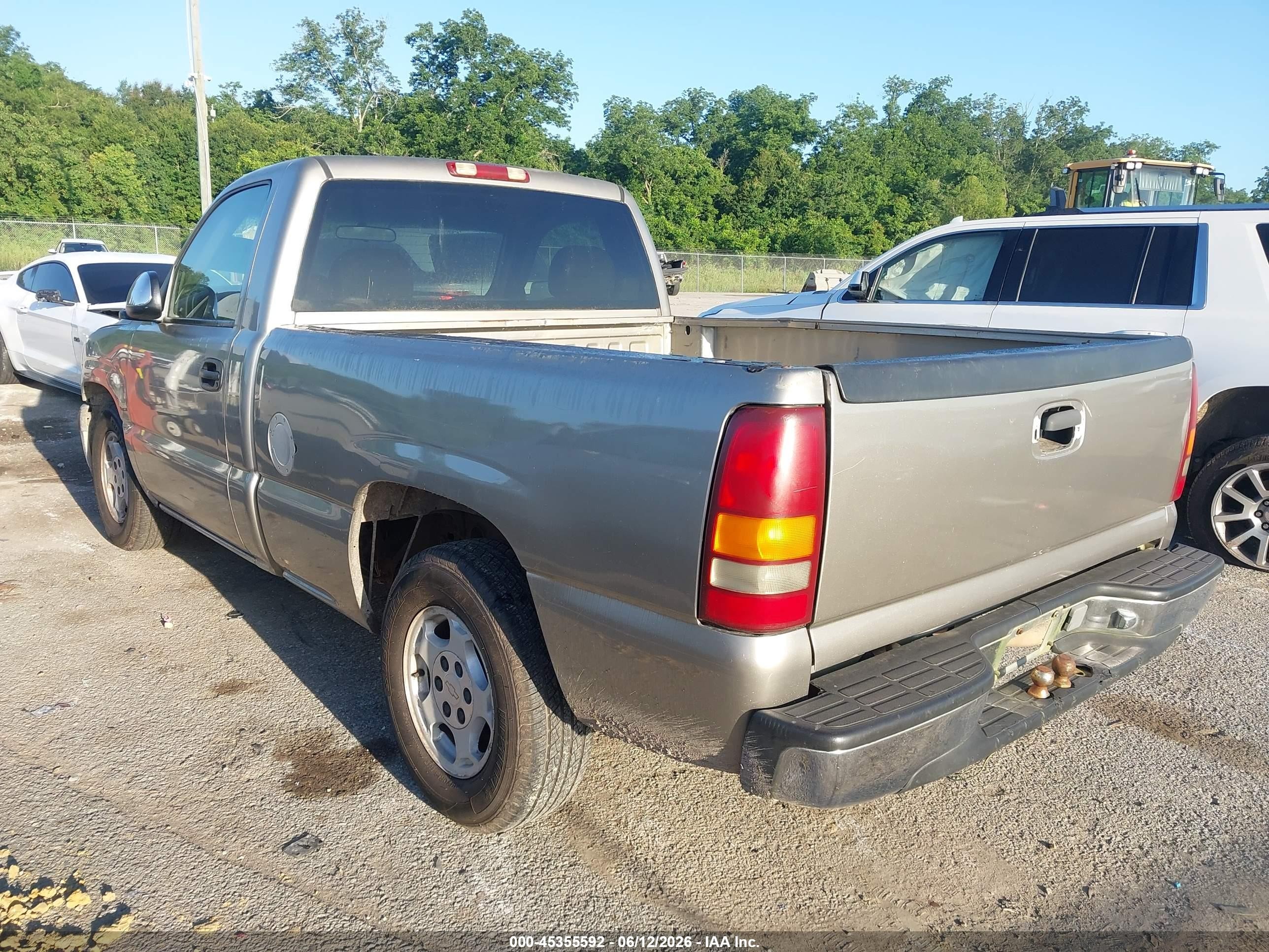 2001 Chevrolet Silverado 1500 Brown vin: 1GCEC14W51Z294428