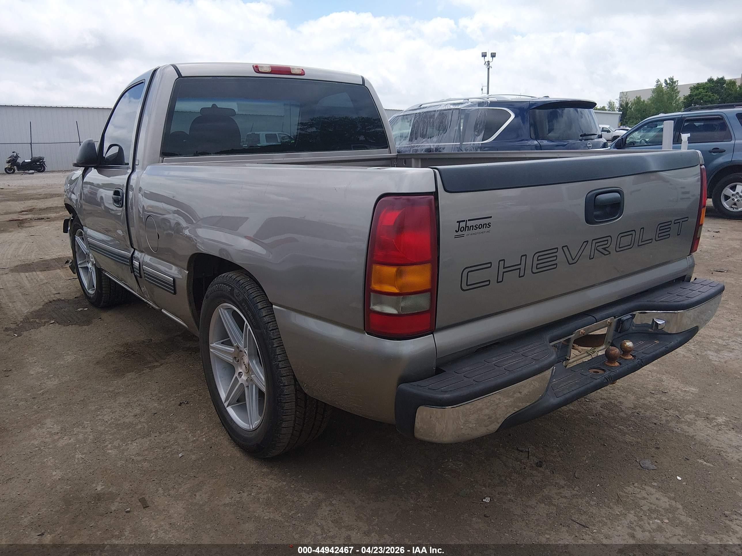 1999 Chevrolet Silverado 1500   Beige vin: 1GCEC14W5XZ145302