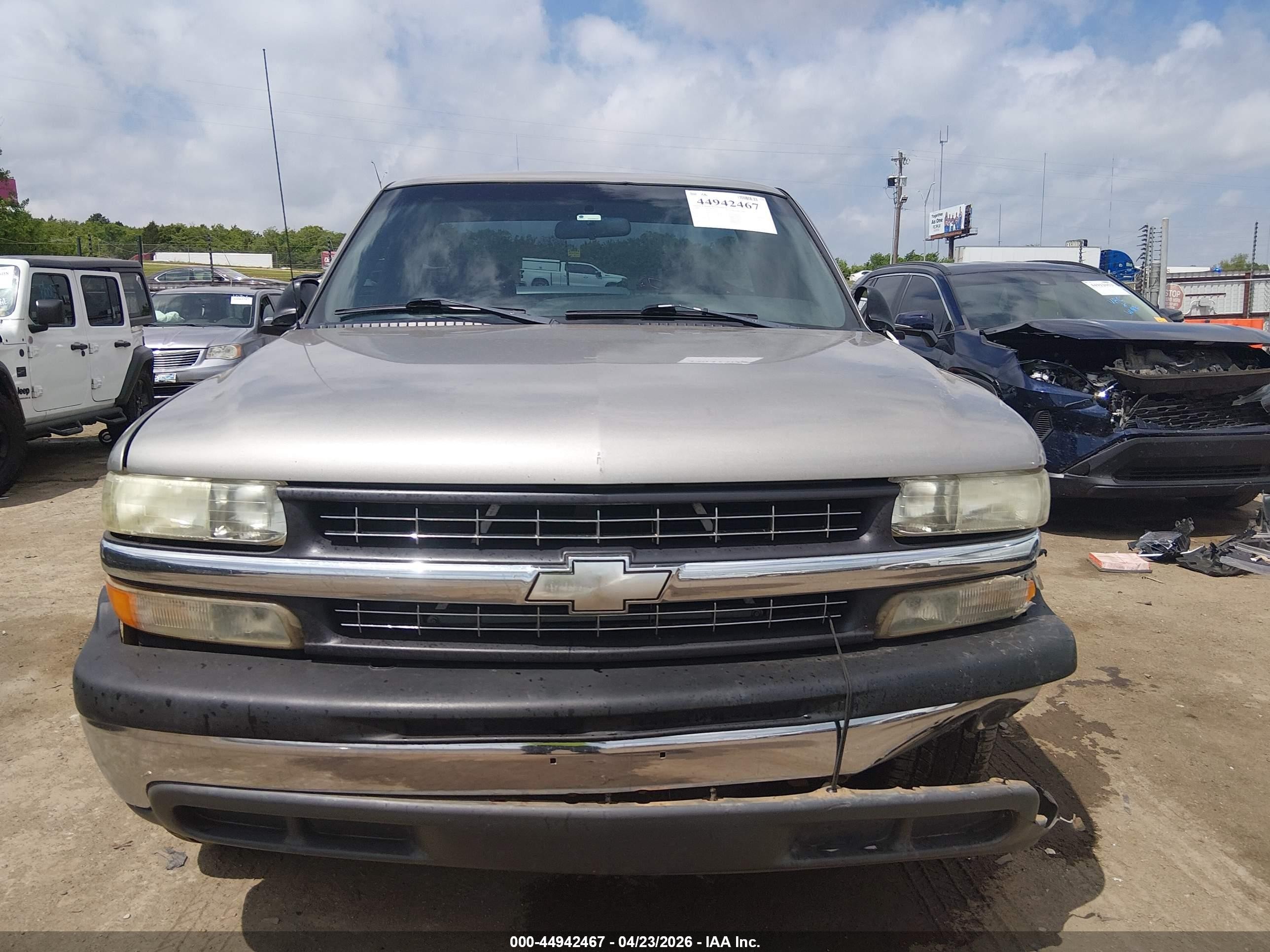 1999 Chevrolet Silverado 1500   Beige vin: 1GCEC14W5XZ145302