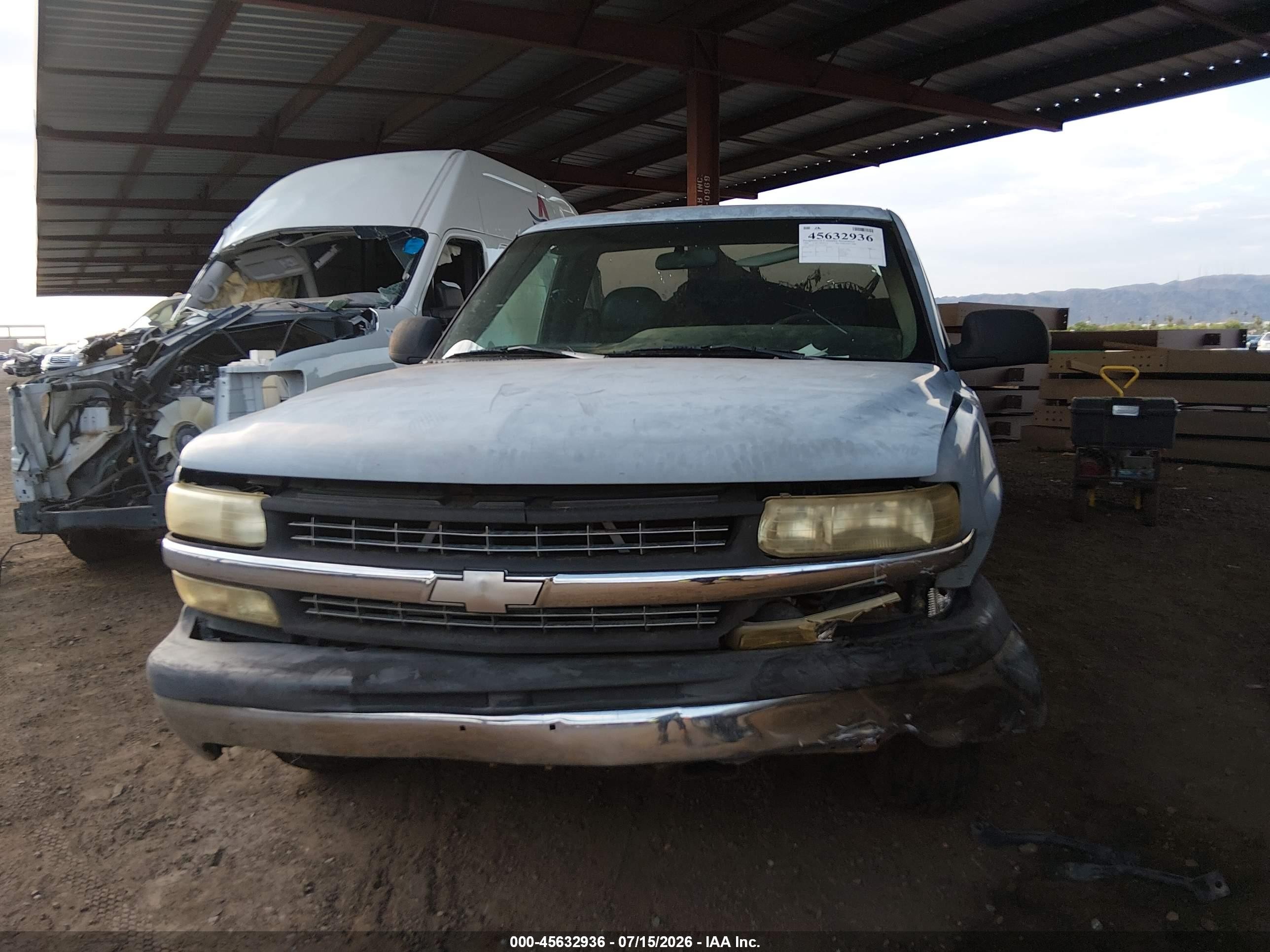 2000 Chevrolet Silverado 1500   Gray vin: 1GCEC14W5YE137368