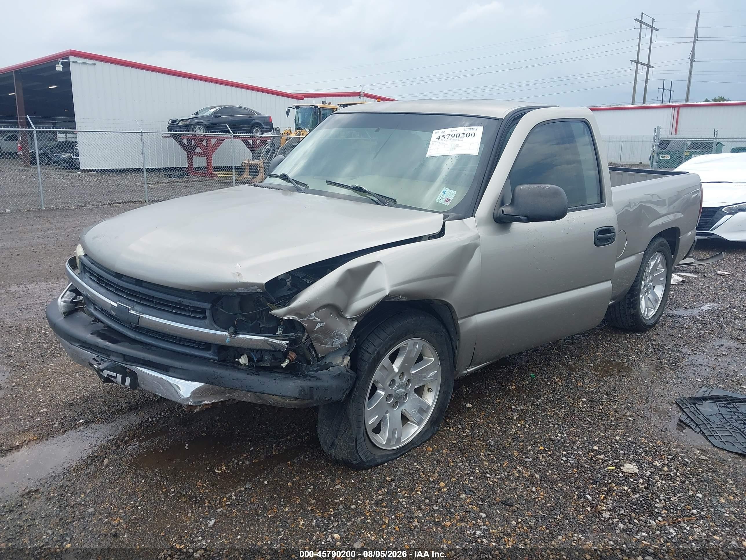 2000 Chevrolet Silverado 1500   Beige vin: 1GCEC14W5YZ206889