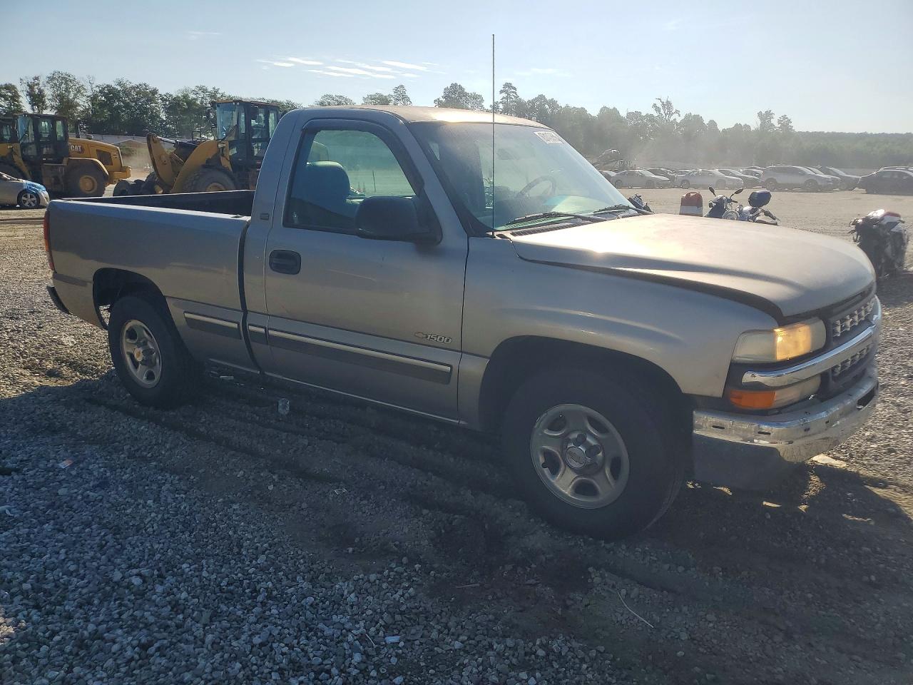 2000 Chevrolet Silverado C1500 Silver vin: 1GCEC14W5YZ348563