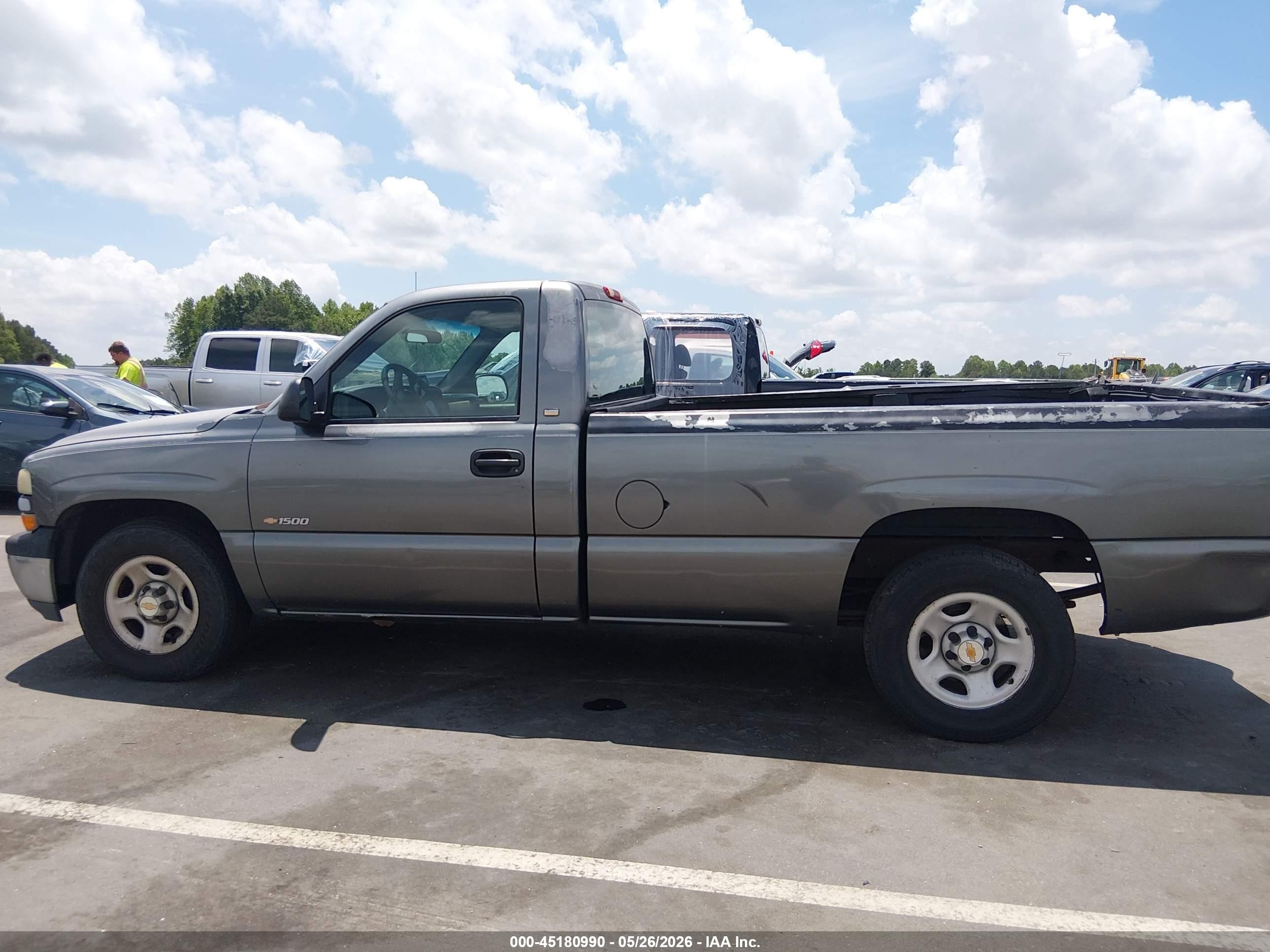 2002 Chevrolet Silverado 1500 Commercial Gray vin: 1GCEC14W62Z166071