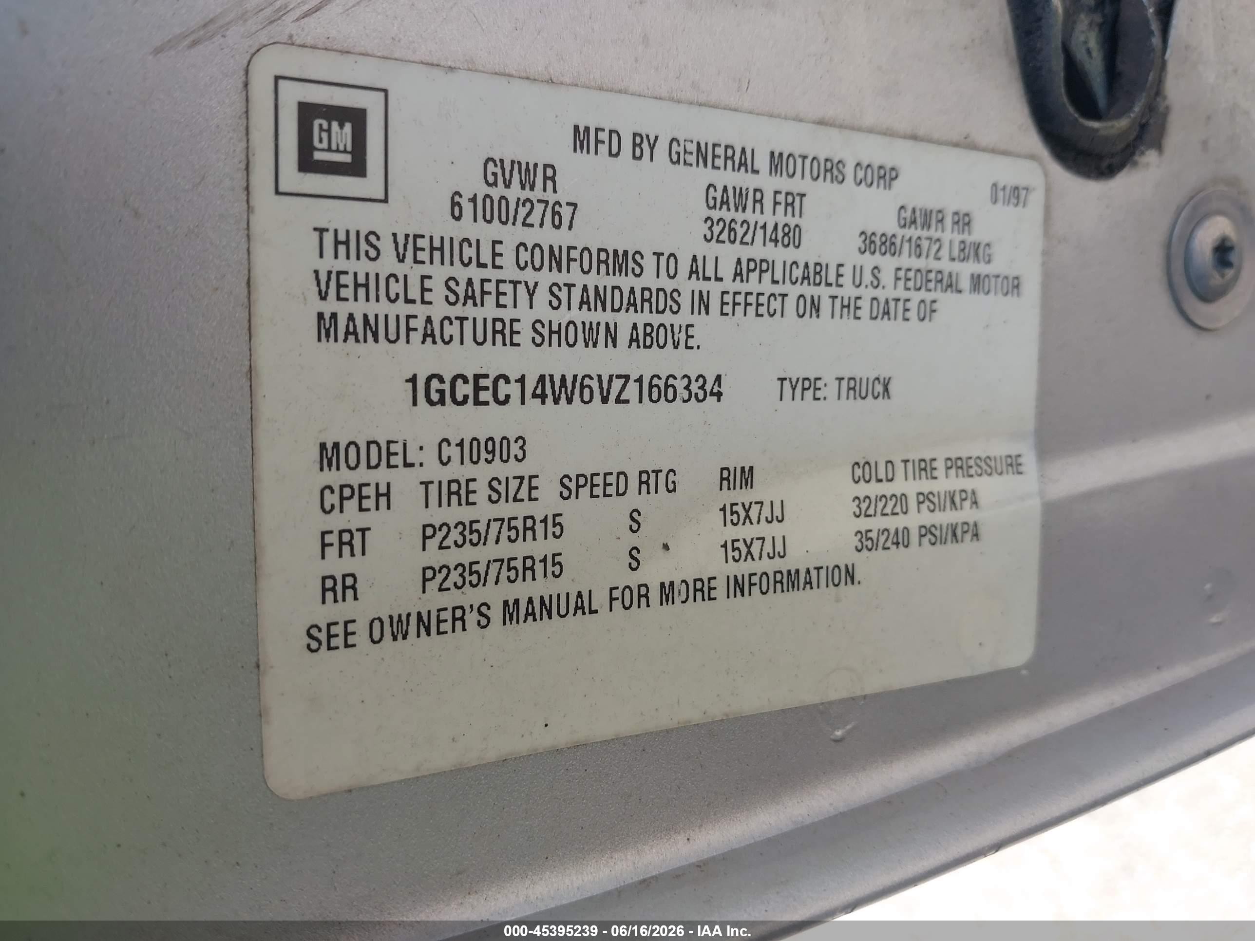 1997 Chevrolet C1500 Fleetside W/t Silver vin: 1GCEC14W6VZ166334