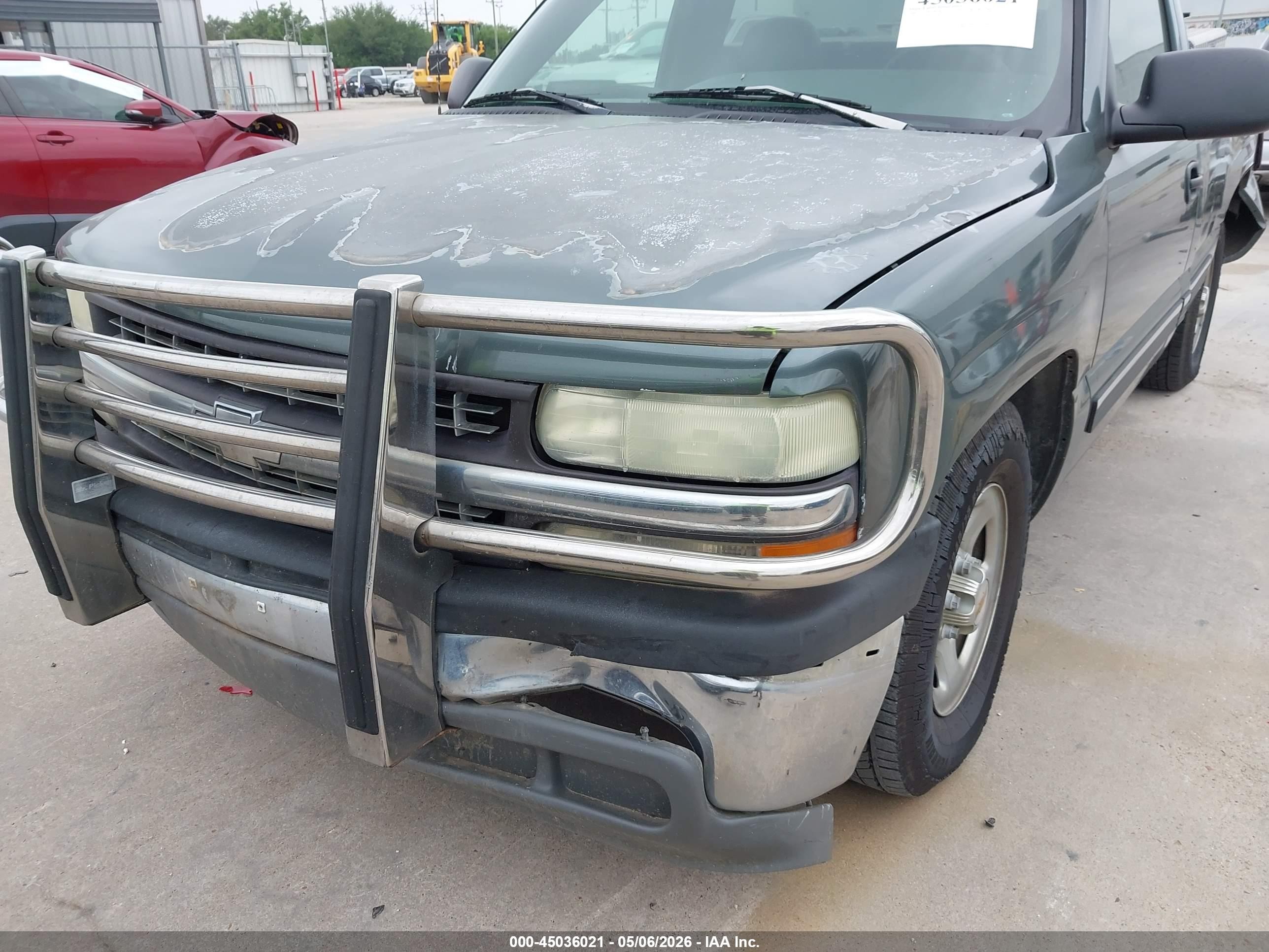 2000 Chevrolet Silverado 1500   Gray vin: 1GCEC14W6YZ108258