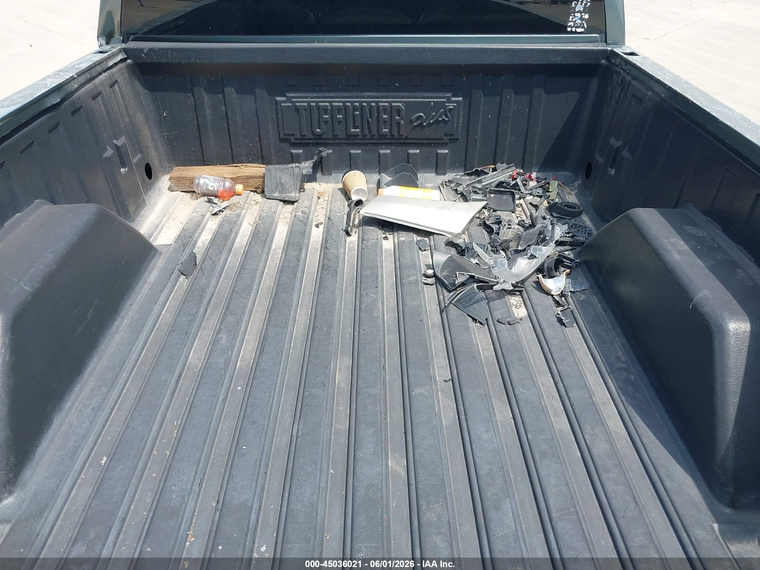 2000 Chevrolet Silverado 1500   Gray vin: 1GCEC14W6YZ108258