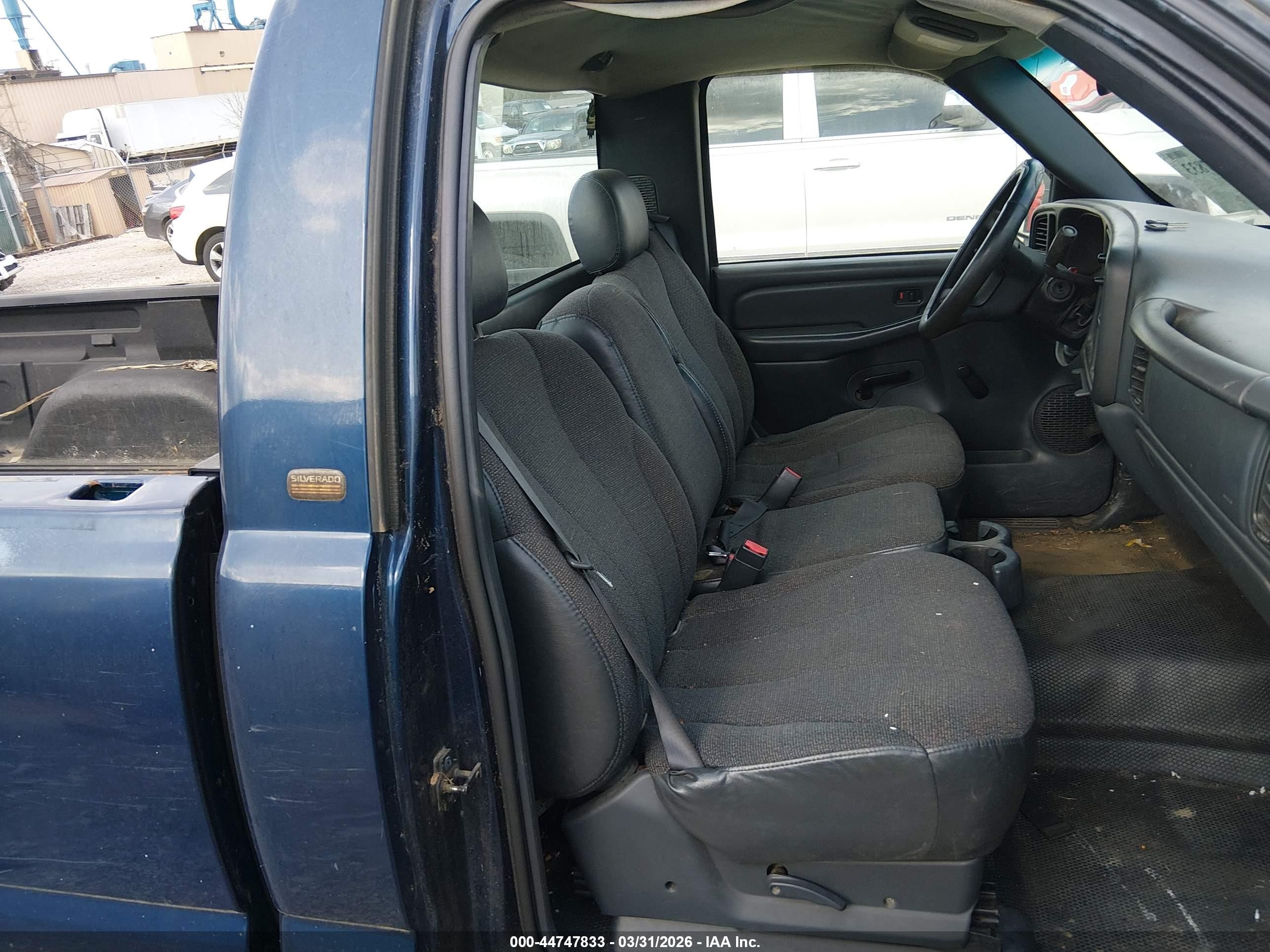 2002 Chevrolet Silverado 1500 Commercial Синий vin: 1GCEC14W72Z147819