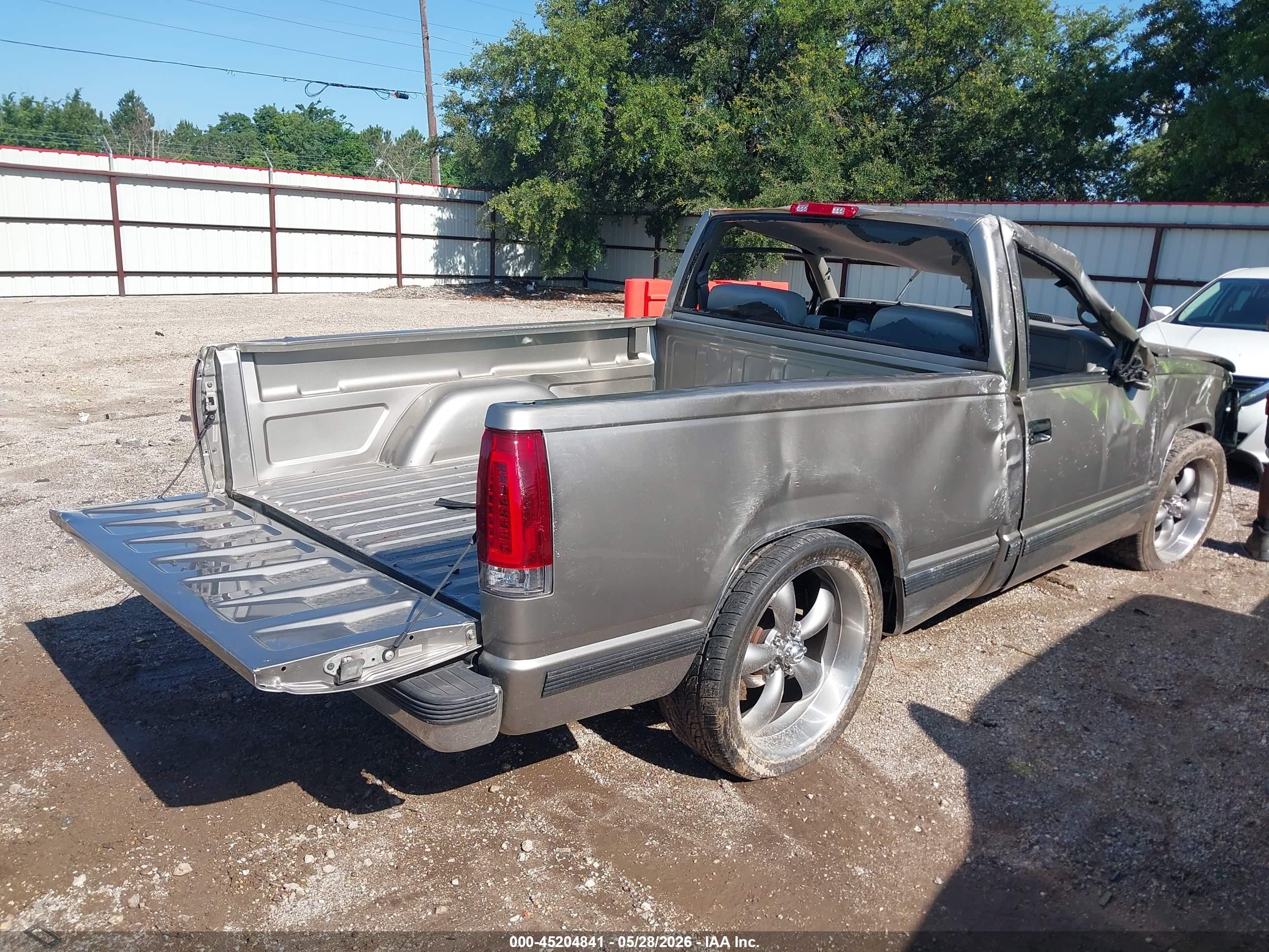 1998 Chevrolet C1500 Fleetside Brown vin: 1GCEC14W7WZ231435