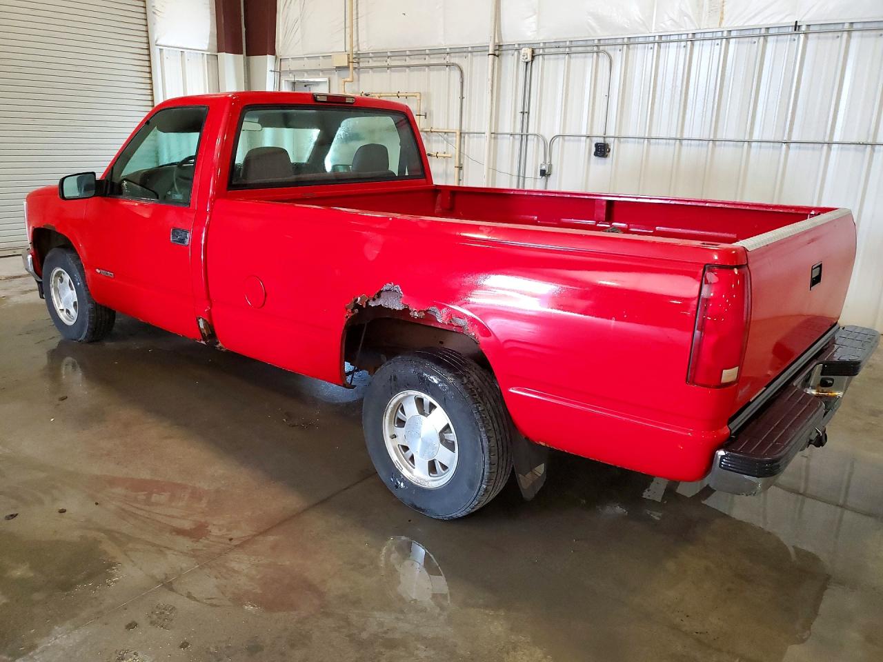 1998 Chevrolet Gmt-400 C1500 Red vin: 1GCEC14W7WZ275256