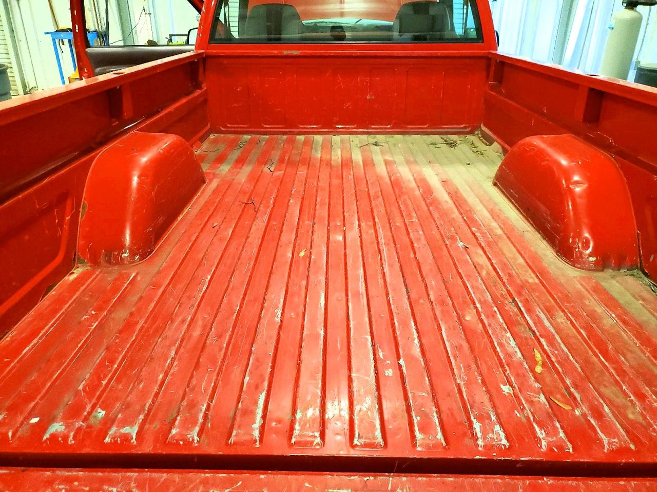 1998 Chevrolet Gmt-400 C1500 Red vin: 1GCEC14W7WZ275256