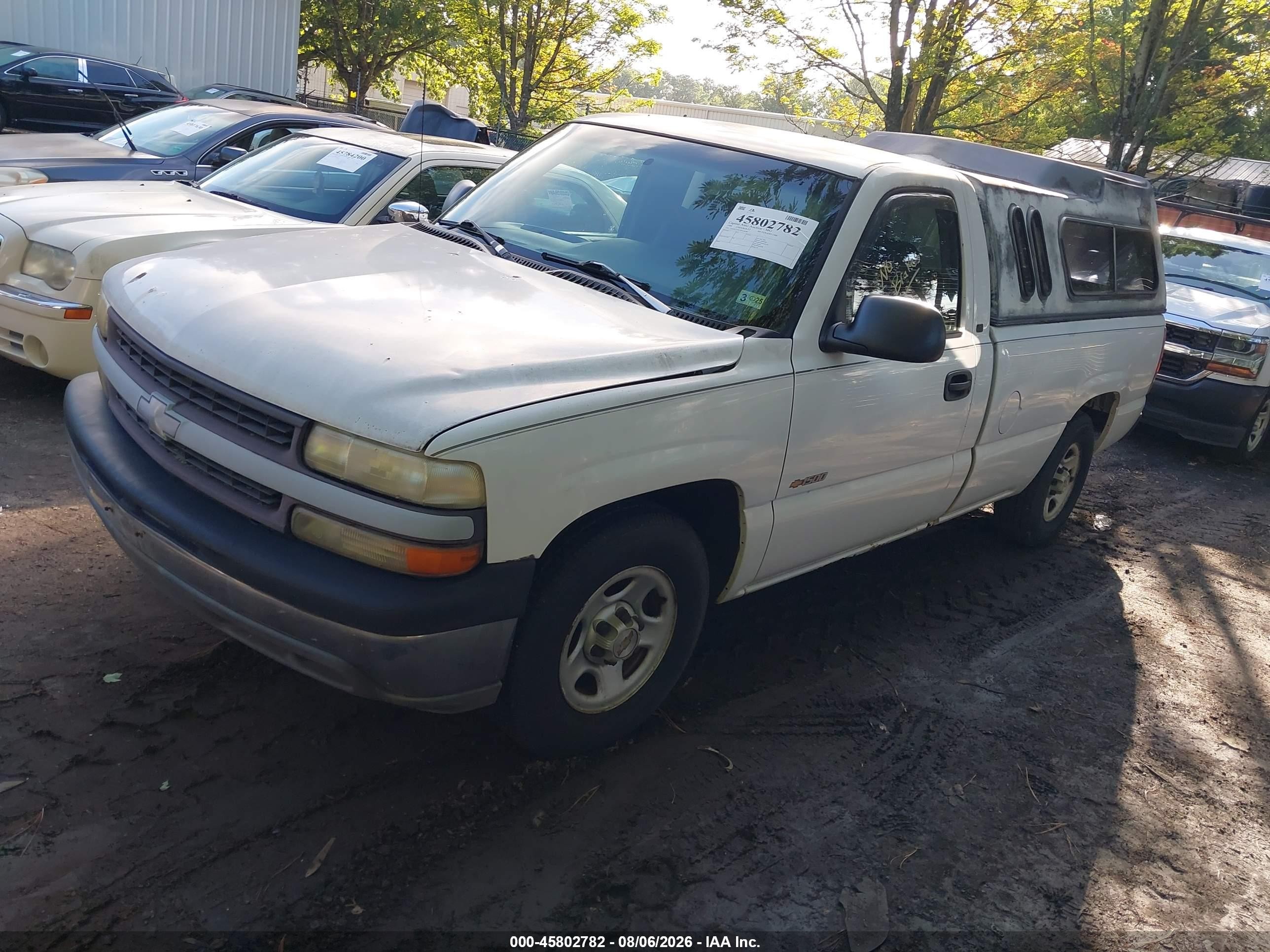 1999 Chevrolet Silverado 1500   White vin: 1GCEC14W7XE158186
