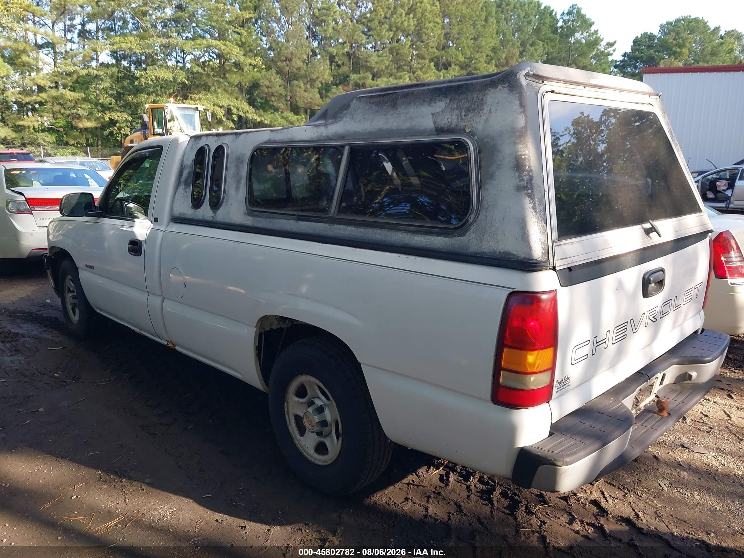 1999 Chevrolet Silverado 1500   White vin: 1GCEC14W7XE158186