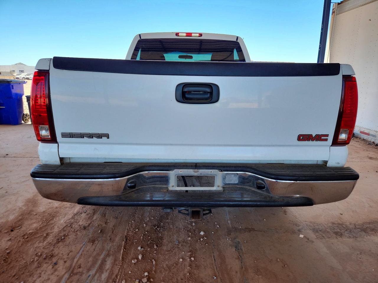 1999 Chevrolet Silverado C1500 White vin: 1GCEC14W7XZ117226