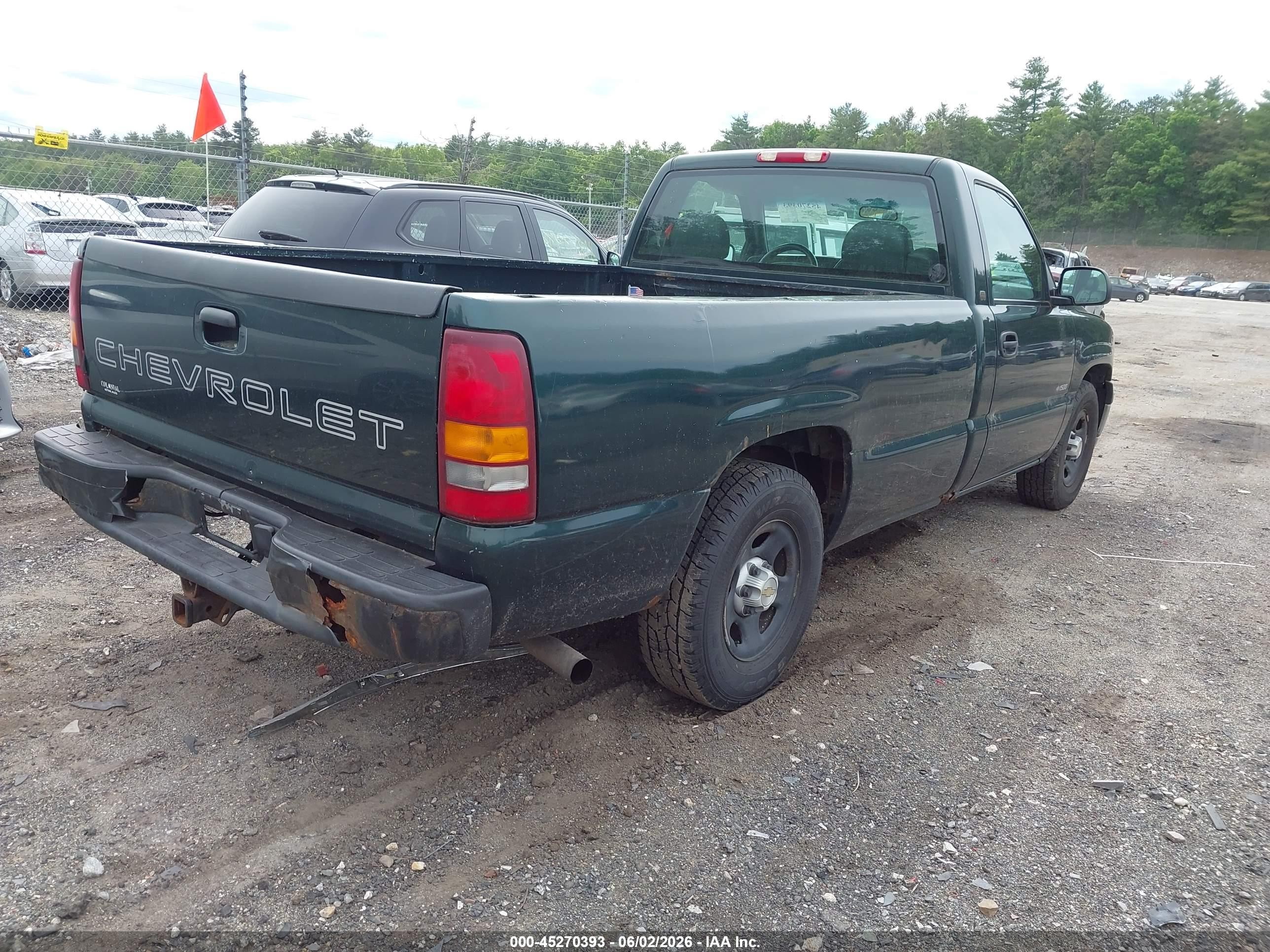 2001 Chevrolet Silverado 1500   Green vin: 1GCEC14W81Z274173