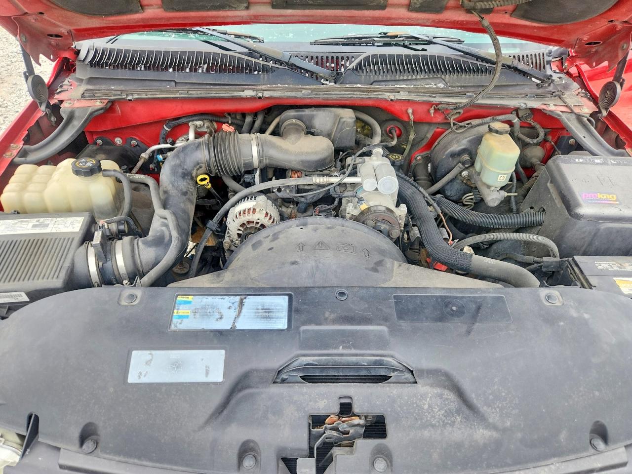 2002 Chevrolet Silverado C1500 Red vin: 1GCEC14W82Z242924