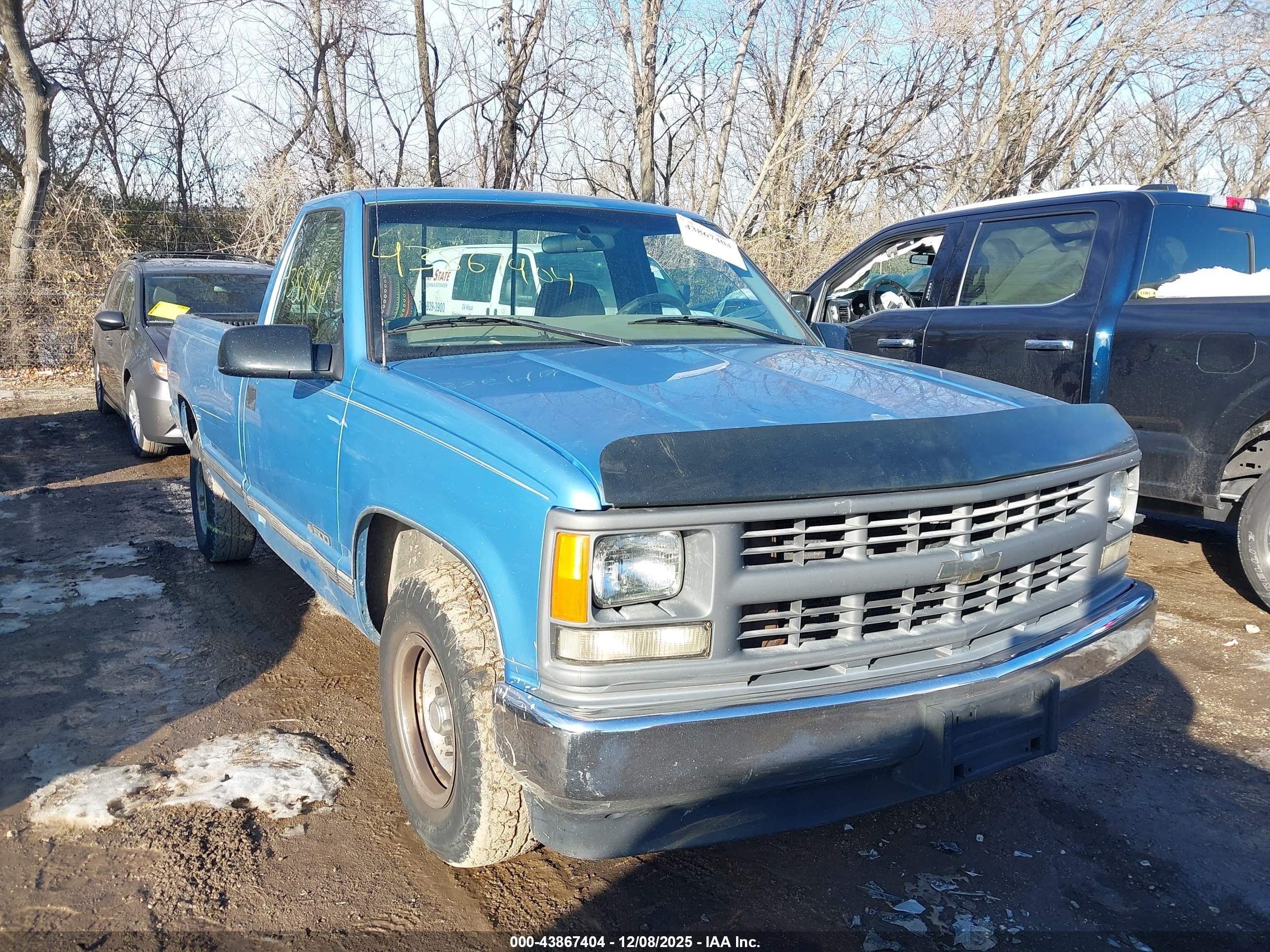 1997 Chevrolet C1500 Fleetside W/t Blue vin: 1GCEC14W8VZ134842