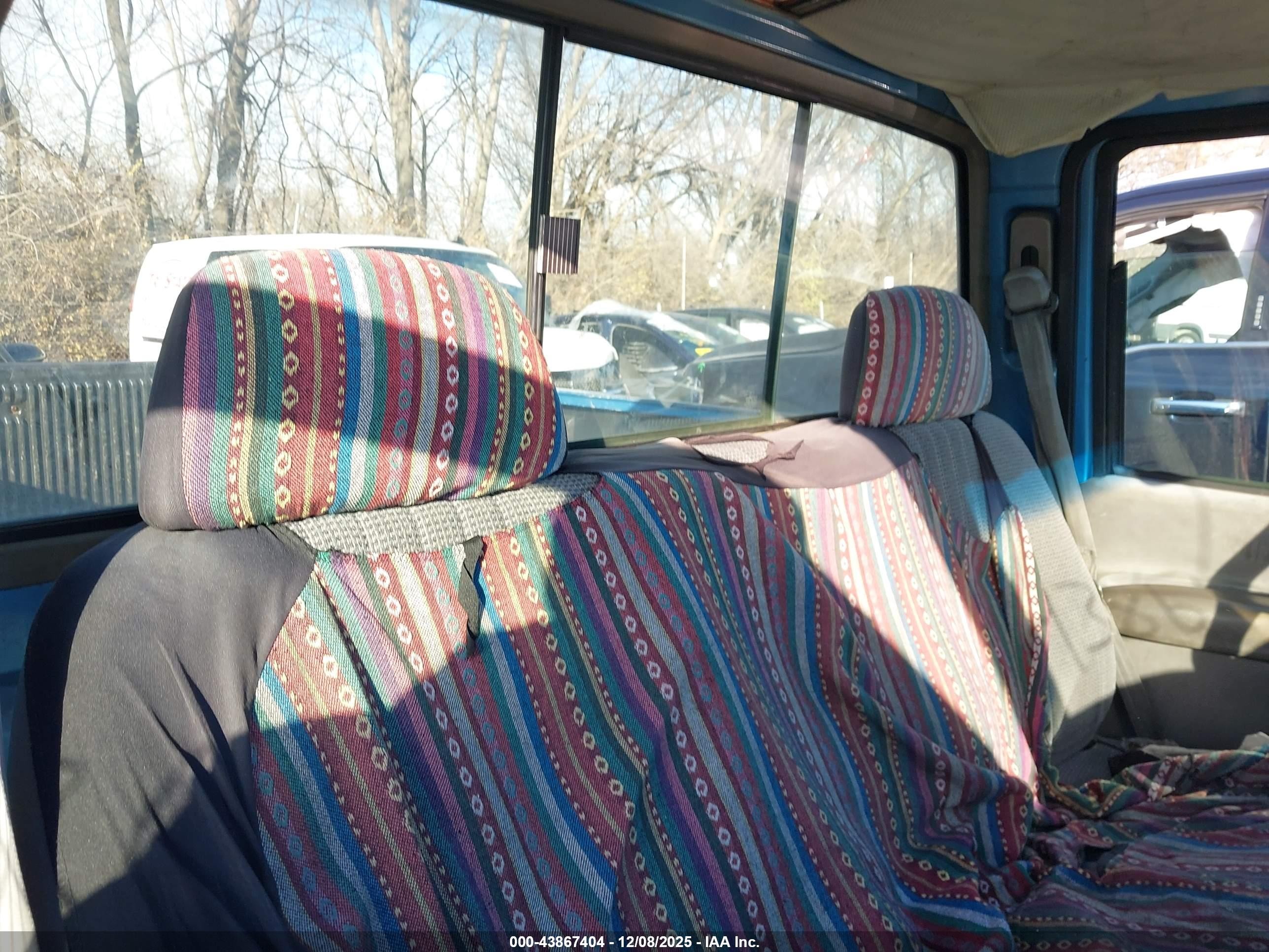 1997 Chevrolet C1500 Fleetside W/t Blue vin: 1GCEC14W8VZ134842