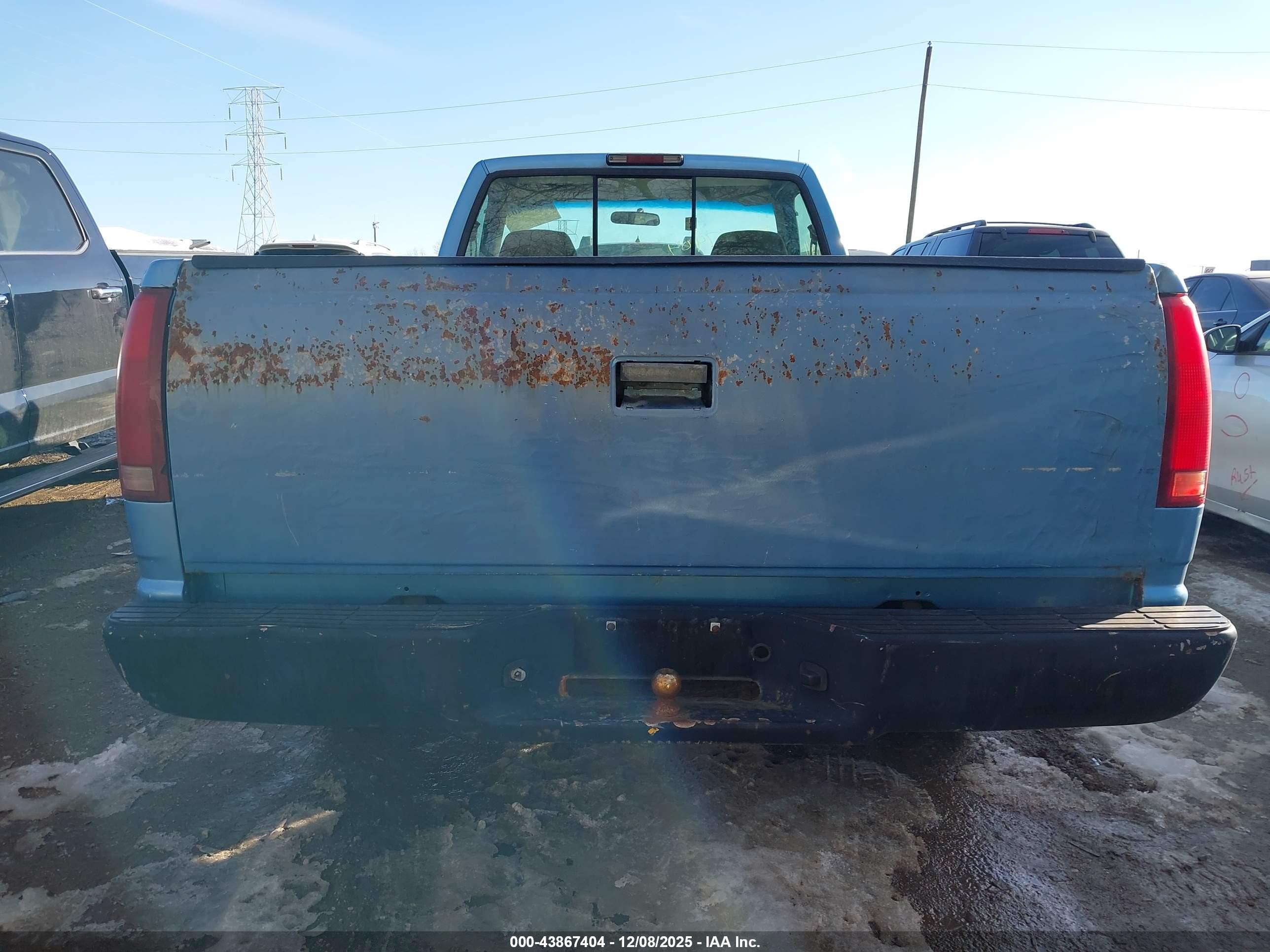 1997 Chevrolet C1500 Fleetside W/t Blue vin: 1GCEC14W8VZ134842