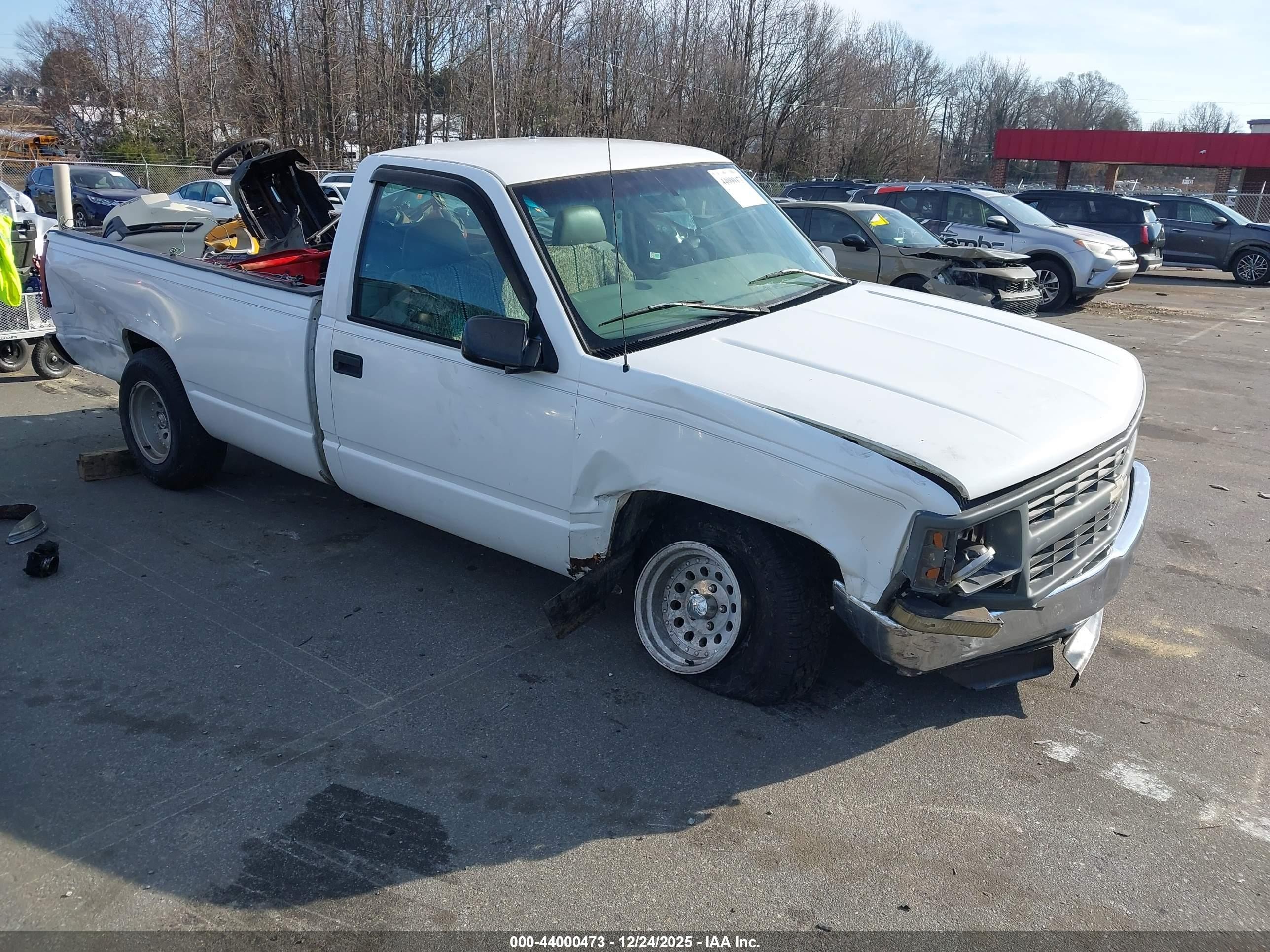 1GCEC14W8VZ155481
