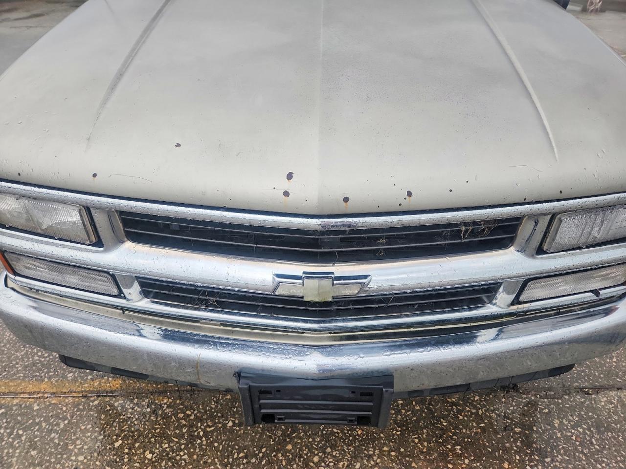 1998 Chevrolet Gmt-400 C1500 Gray vin: 1GCEC14W8WZ223800