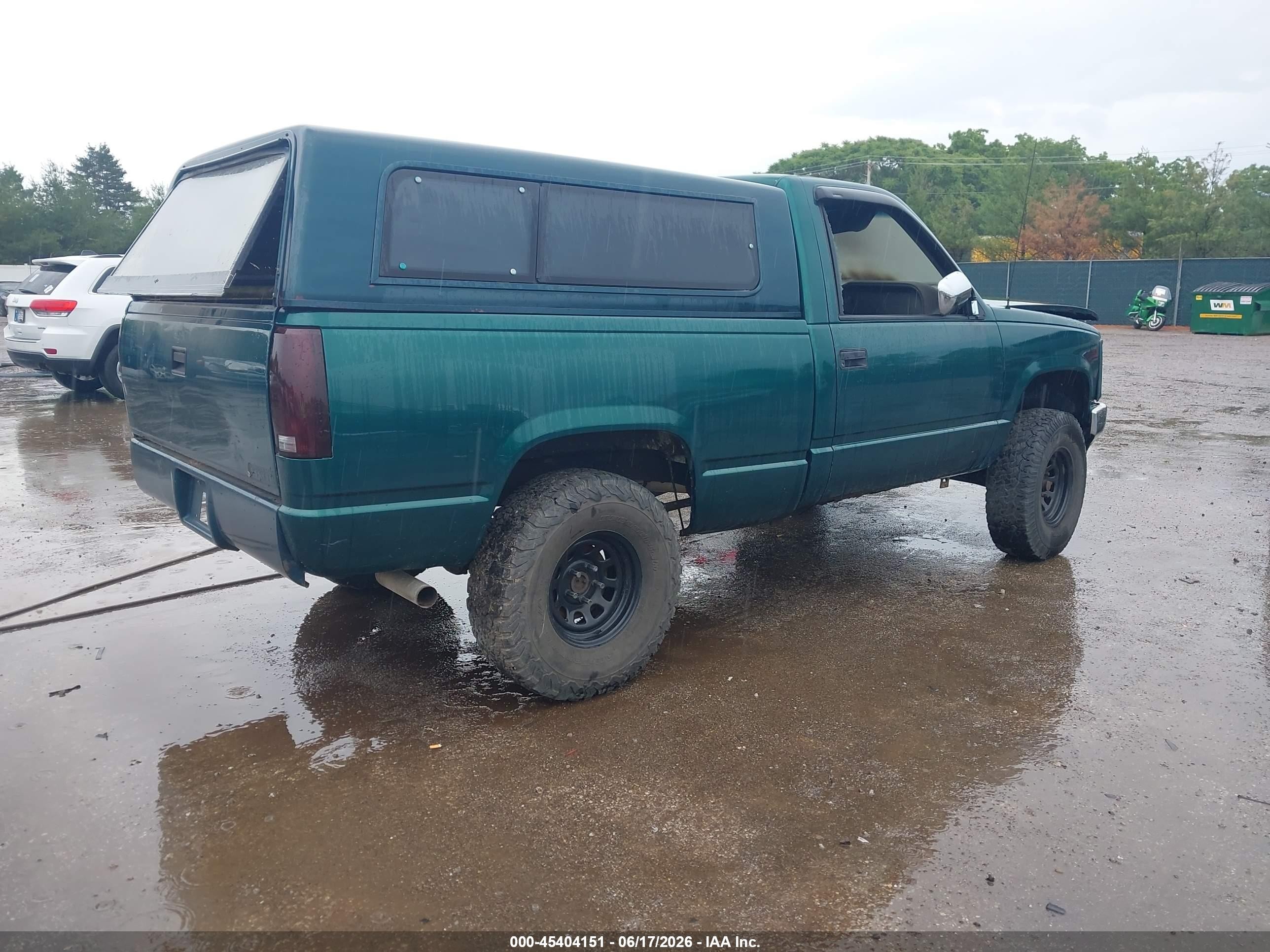 1998 Chevrolet C/k 1500 Work Fleetside W/t Green vin: 1GCEC14W8WZ242265