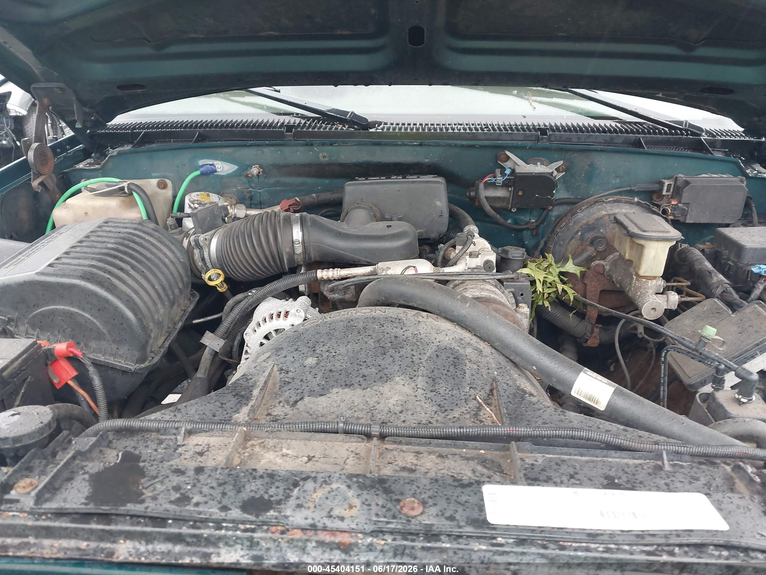 1998 Chevrolet C/k 1500 Work Fleetside W/t Green vin: 1GCEC14W8WZ242265