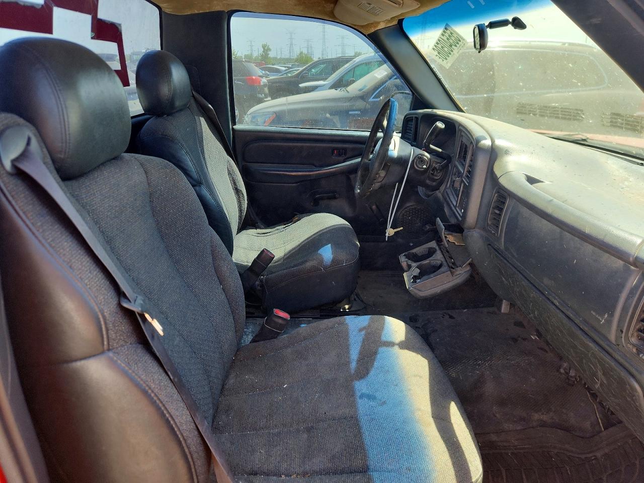 2000 Chevrolet Silverado C1500 Red vin: 1GCEC14W8YE202052