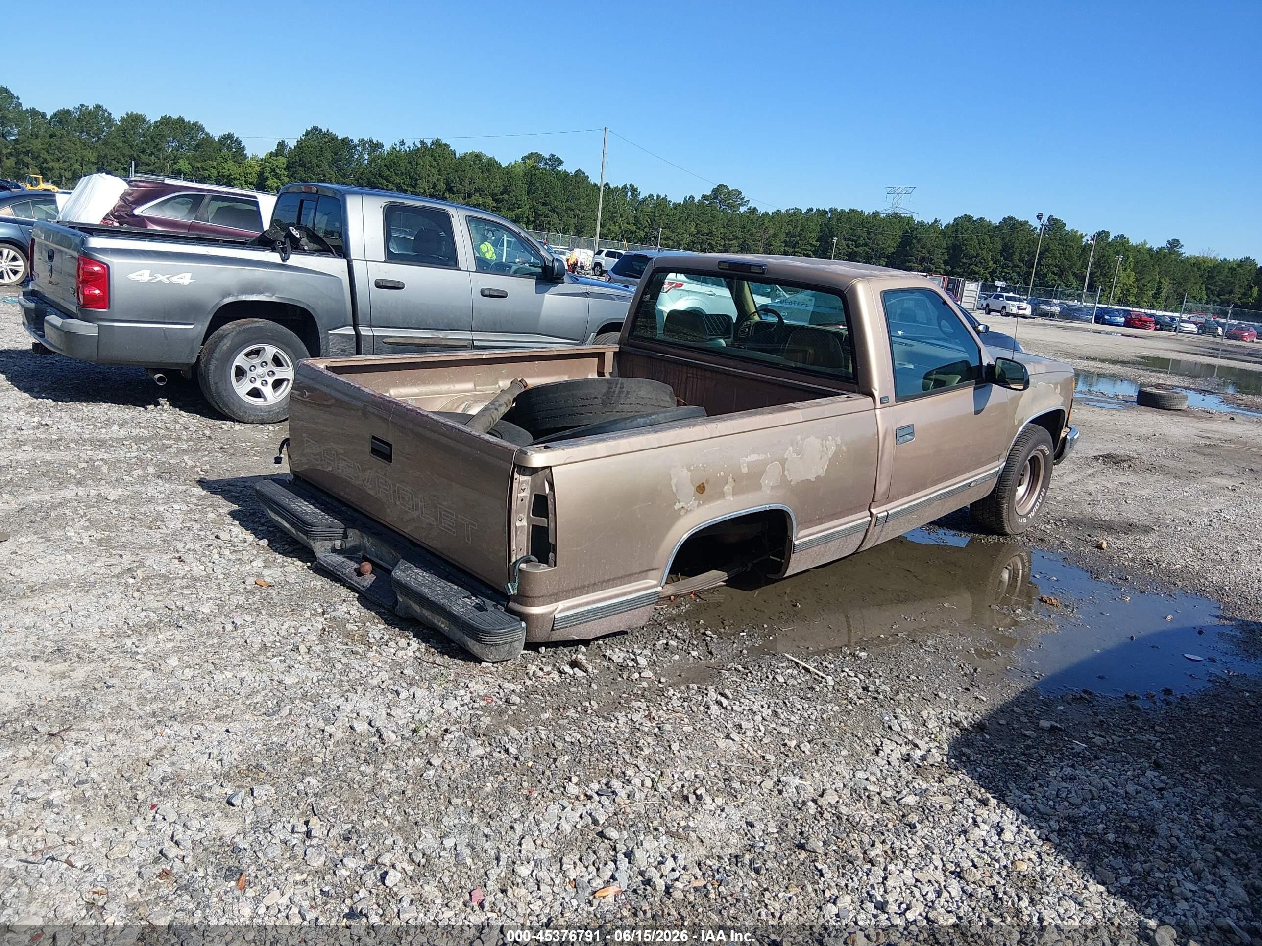1996 Chevrolet Gmt-400 C1500 Brown vin: 1GCEC14W9TZ137584