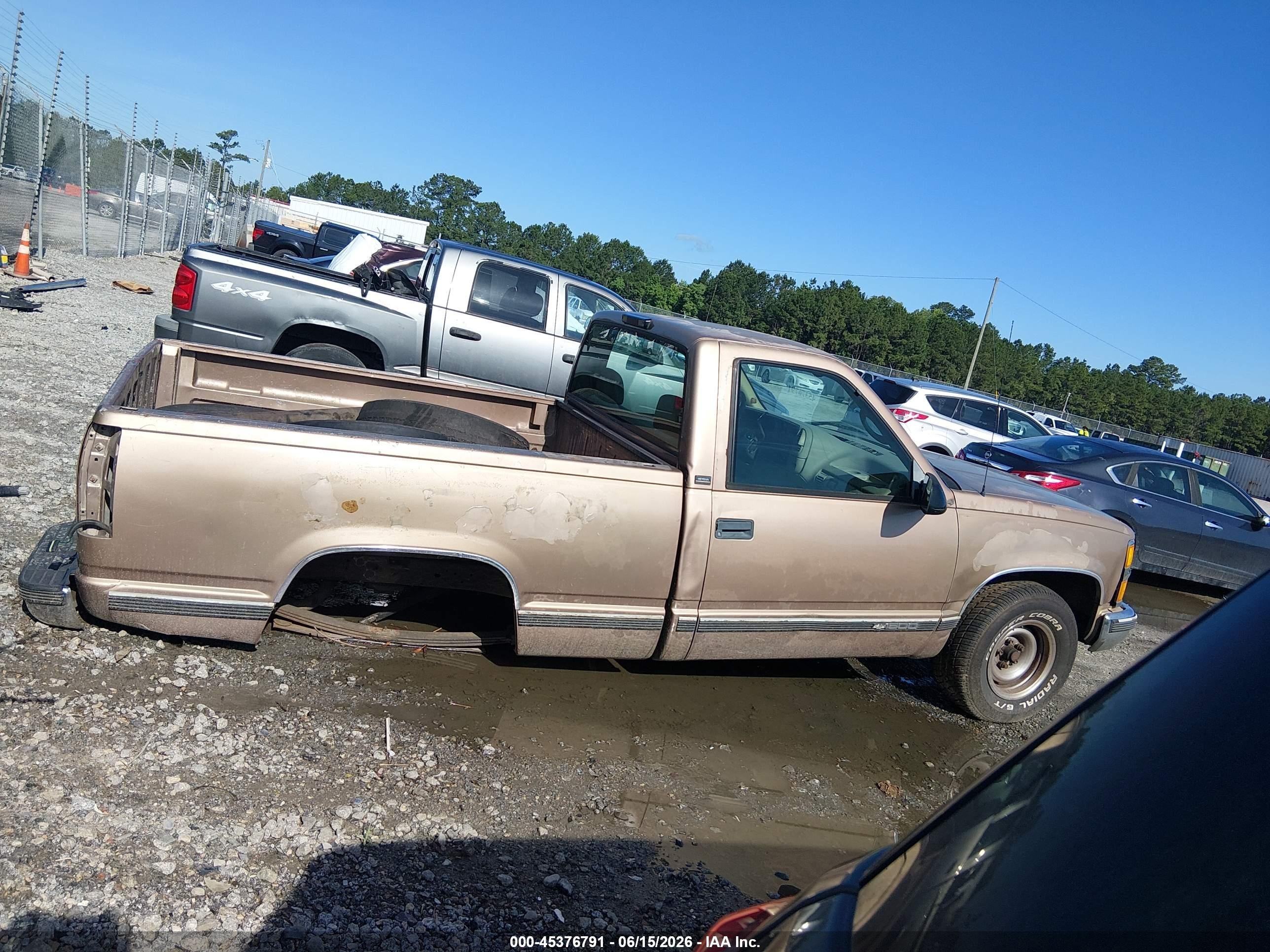 1996 Chevrolet Gmt-400 C1500 Brown vin: 1GCEC14W9TZ137584