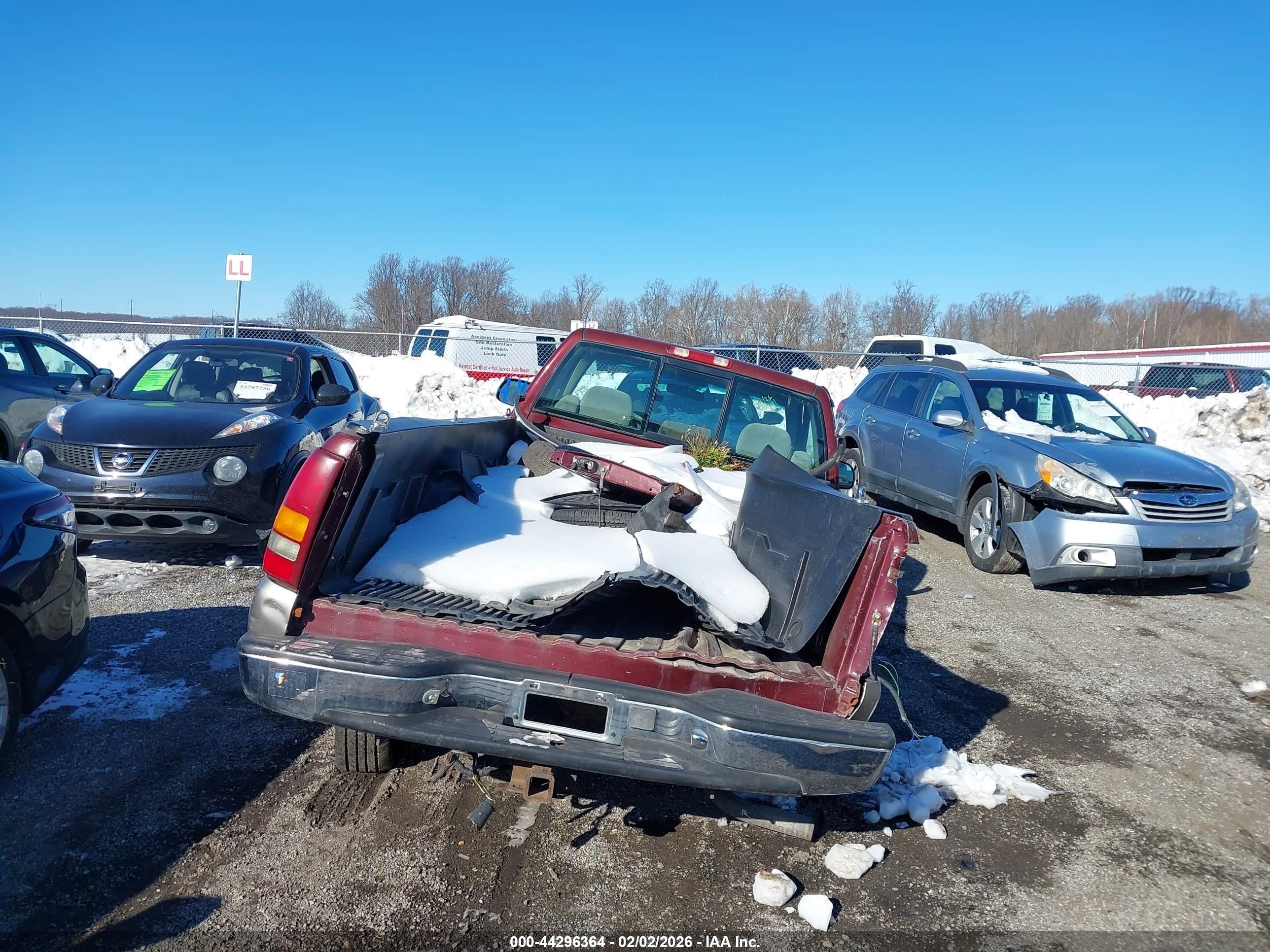 1999 Chevrolet Silverado 1500 Ls Burgundy vin: 1GCEC14W9XE214015