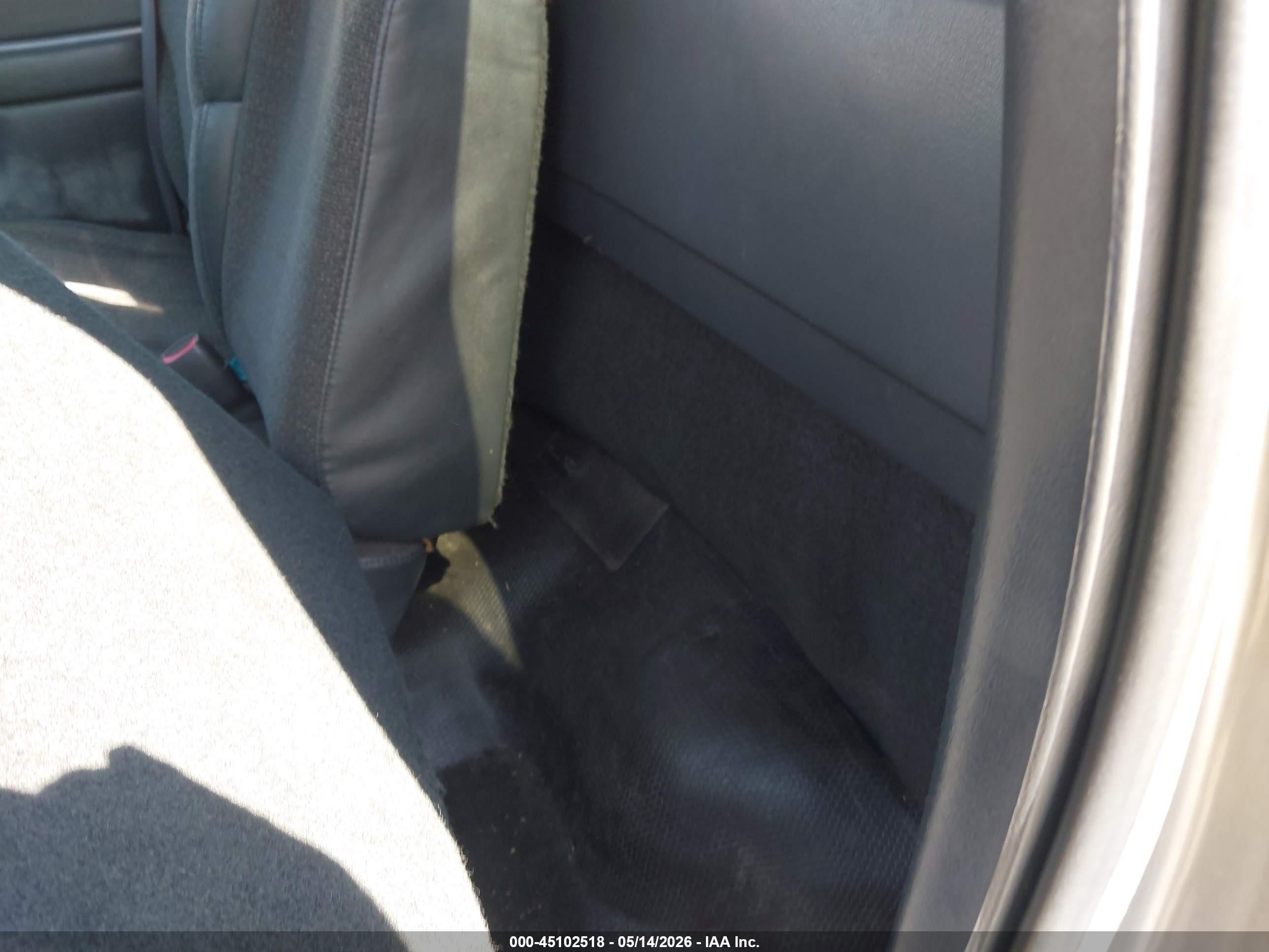 2000 Chevrolet Silverado 1500   Gold vin: 1GCEC14W9YZ134417