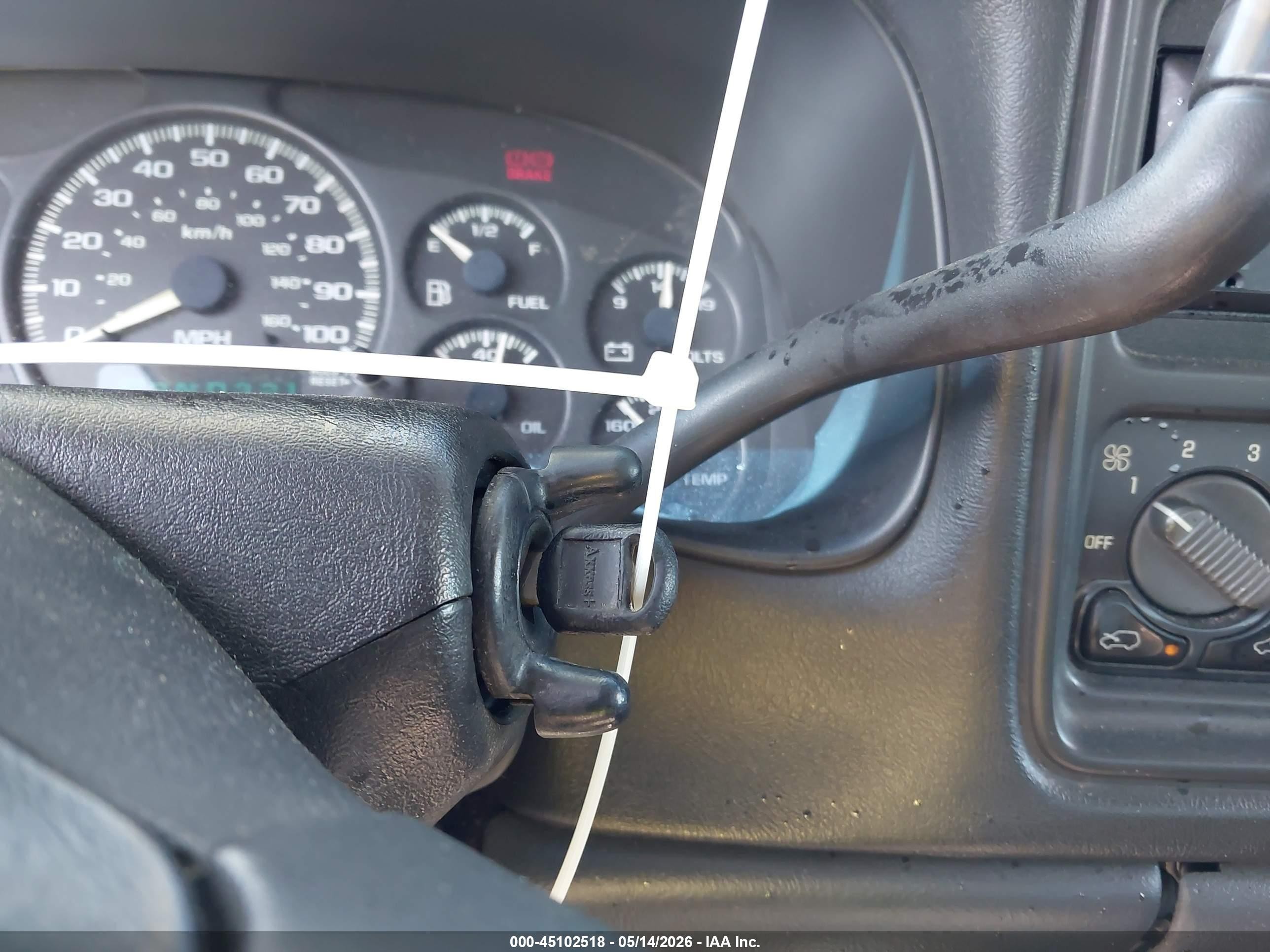 2000 Chevrolet Silverado 1500   Gold vin: 1GCEC14W9YZ134417