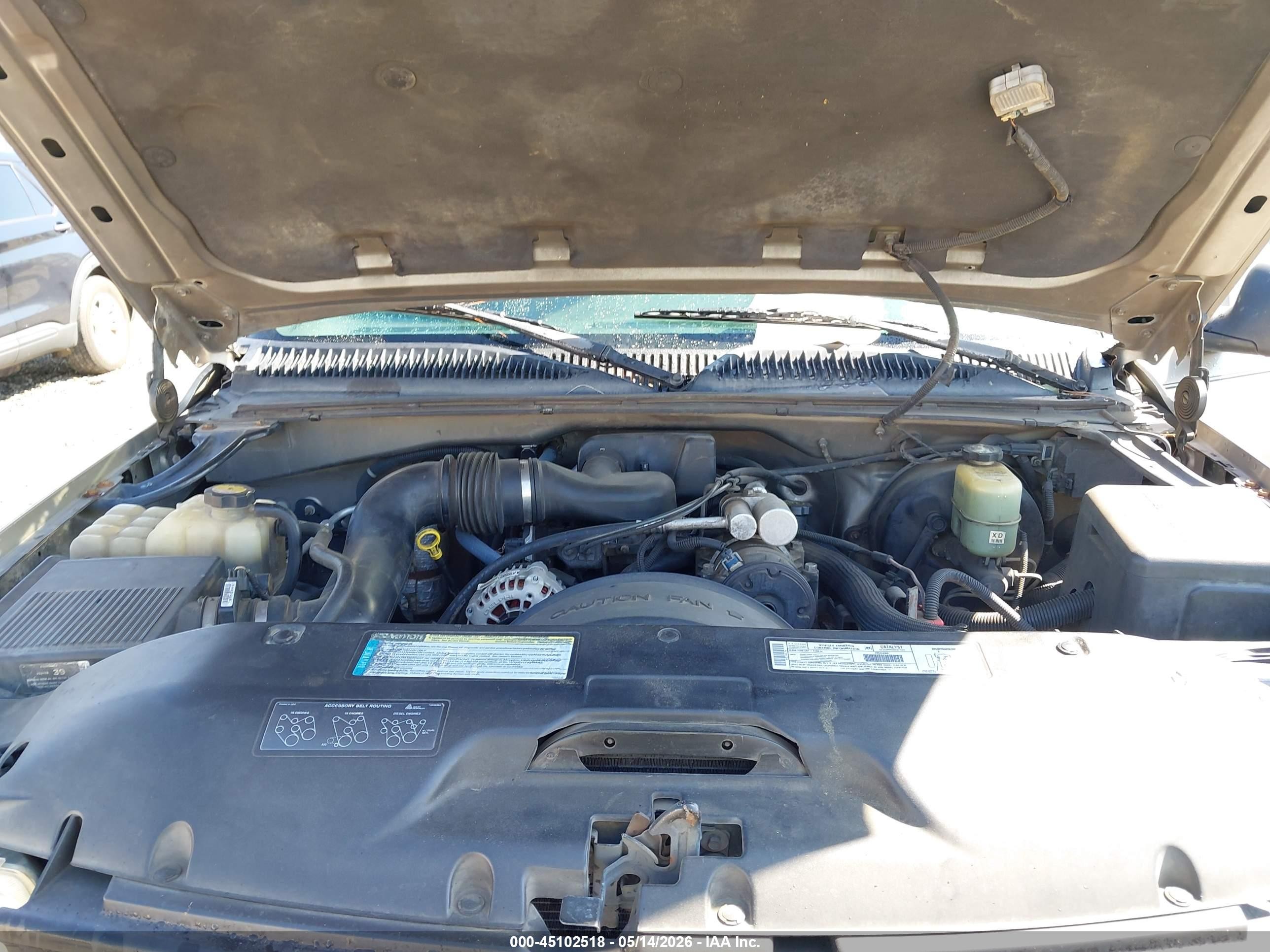 2000 Chevrolet Silverado 1500   Gold vin: 1GCEC14W9YZ134417