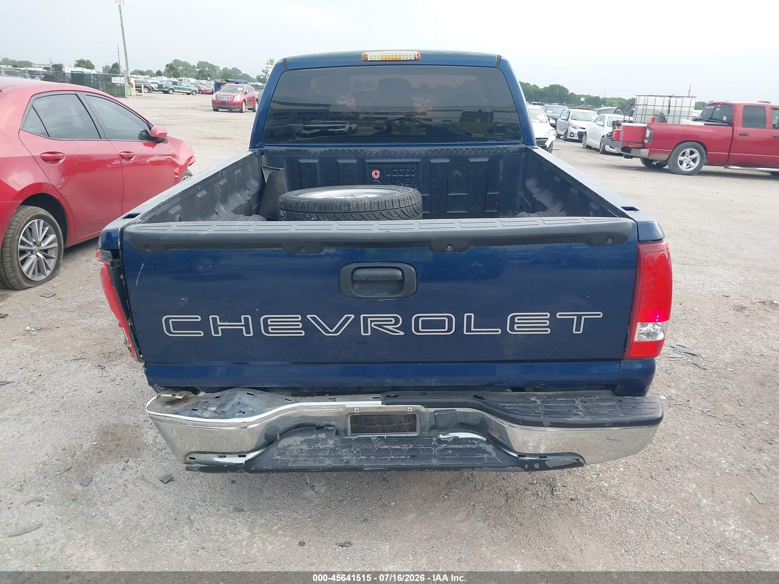 2000 Chevrolet Silverado 1500   Blue vin: 1GCEC14W9YZ199753