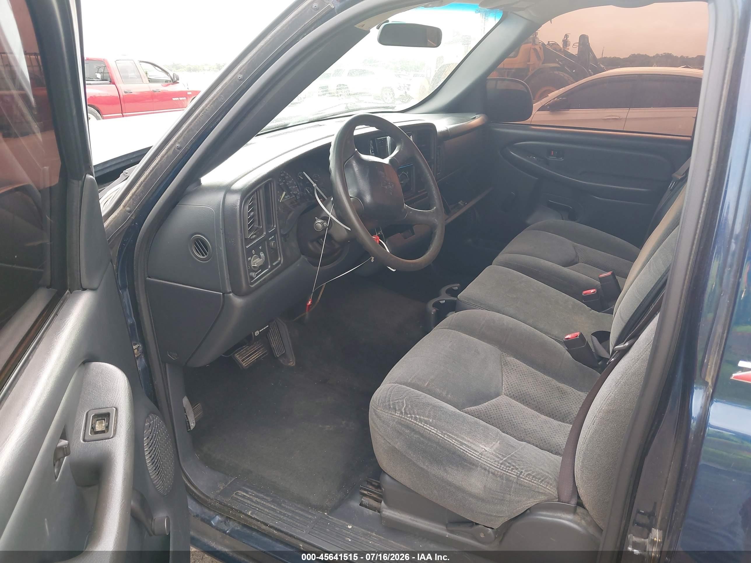 2000 Chevrolet Silverado 1500   Blue vin: 1GCEC14W9YZ199753