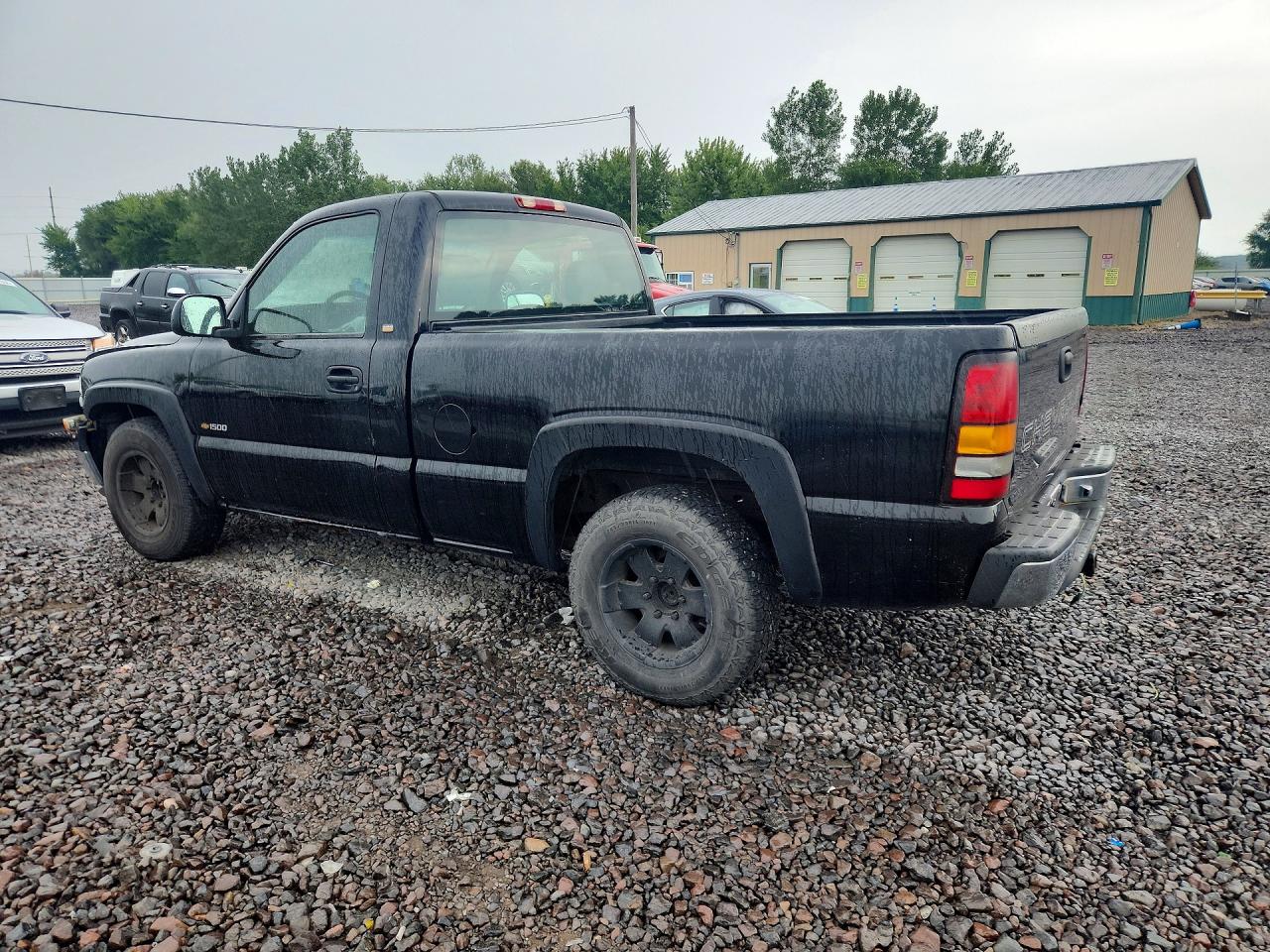 2000 Chevrolet Silverado C1500 Black vin: 1GCEC14W9YZ309040