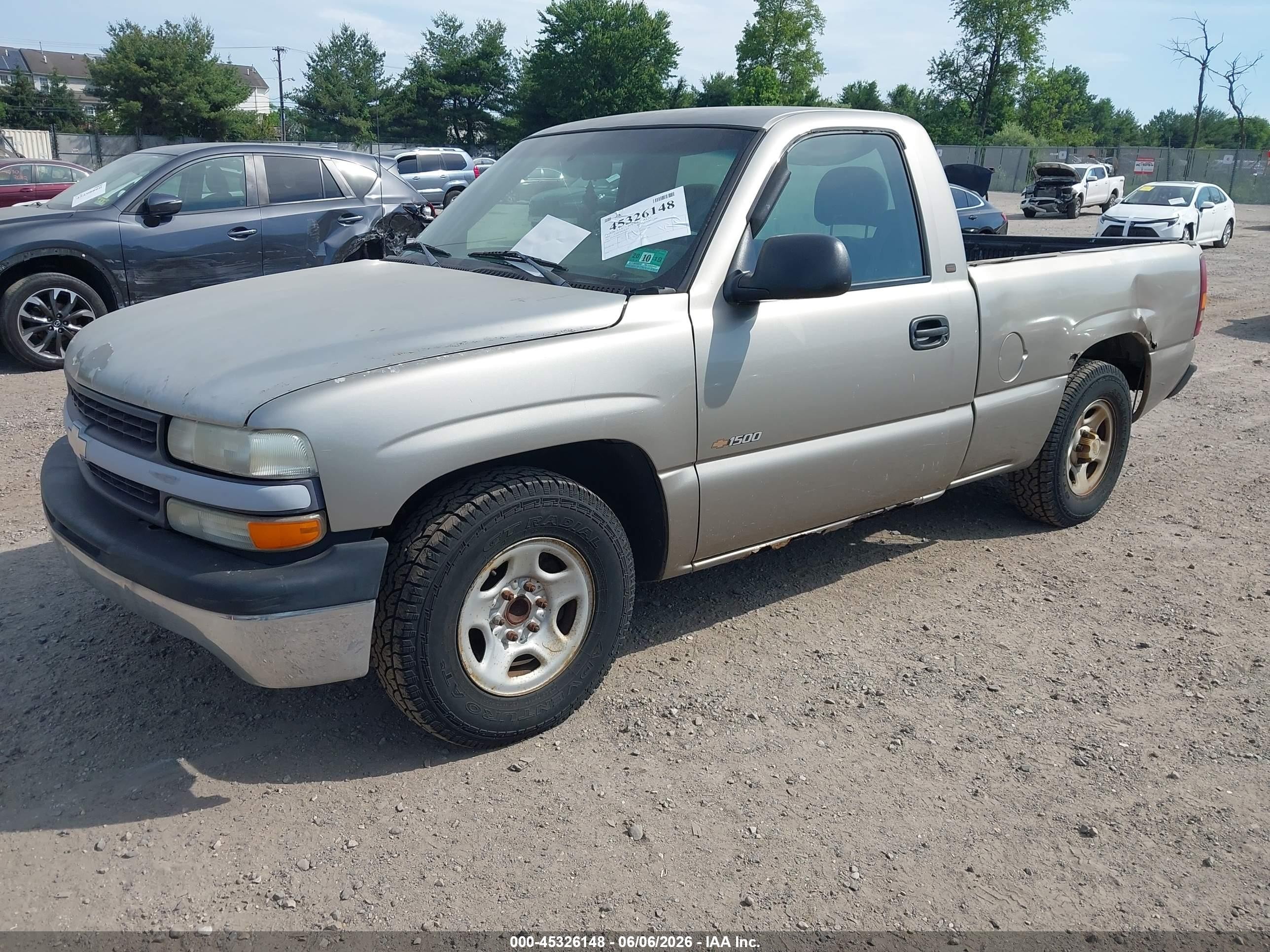 2002 Chevrolet Silverado 1500   Tan vin: 1GCEC14WX2Z105824