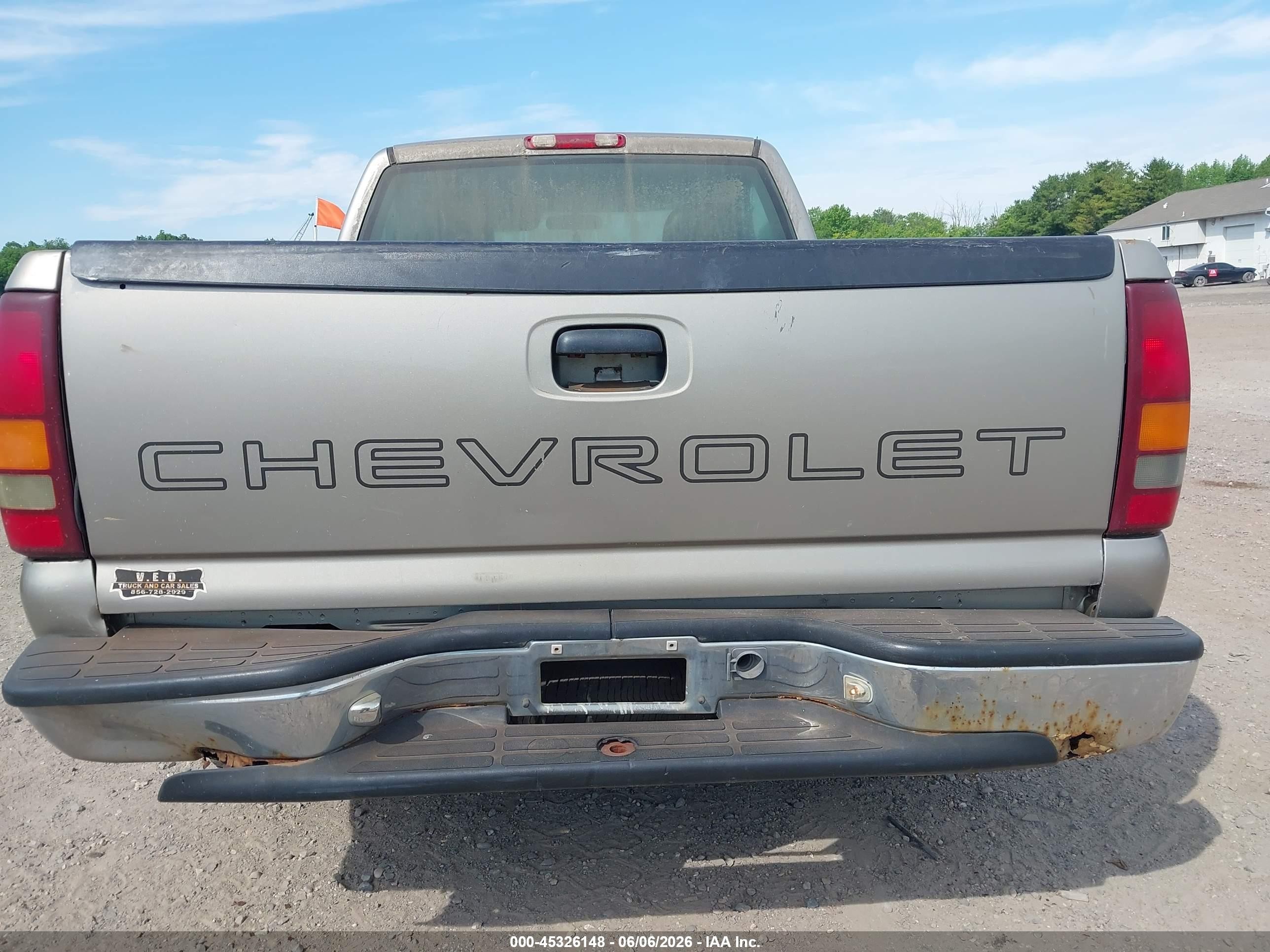 2002 Chevrolet Silverado 1500   Tan vin: 1GCEC14WX2Z105824