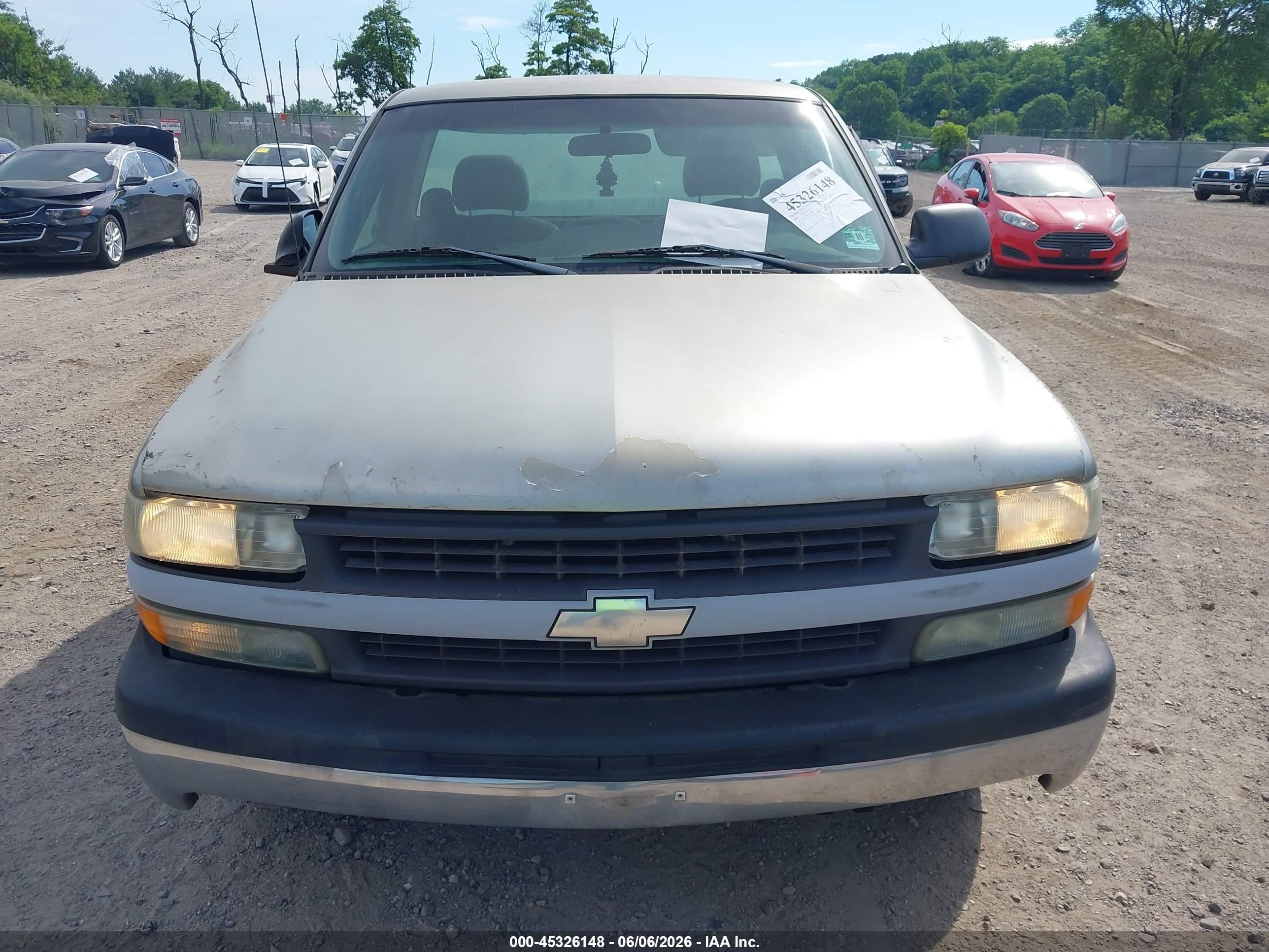 2002 Chevrolet Silverado 1500   Tan vin: 1GCEC14WX2Z105824