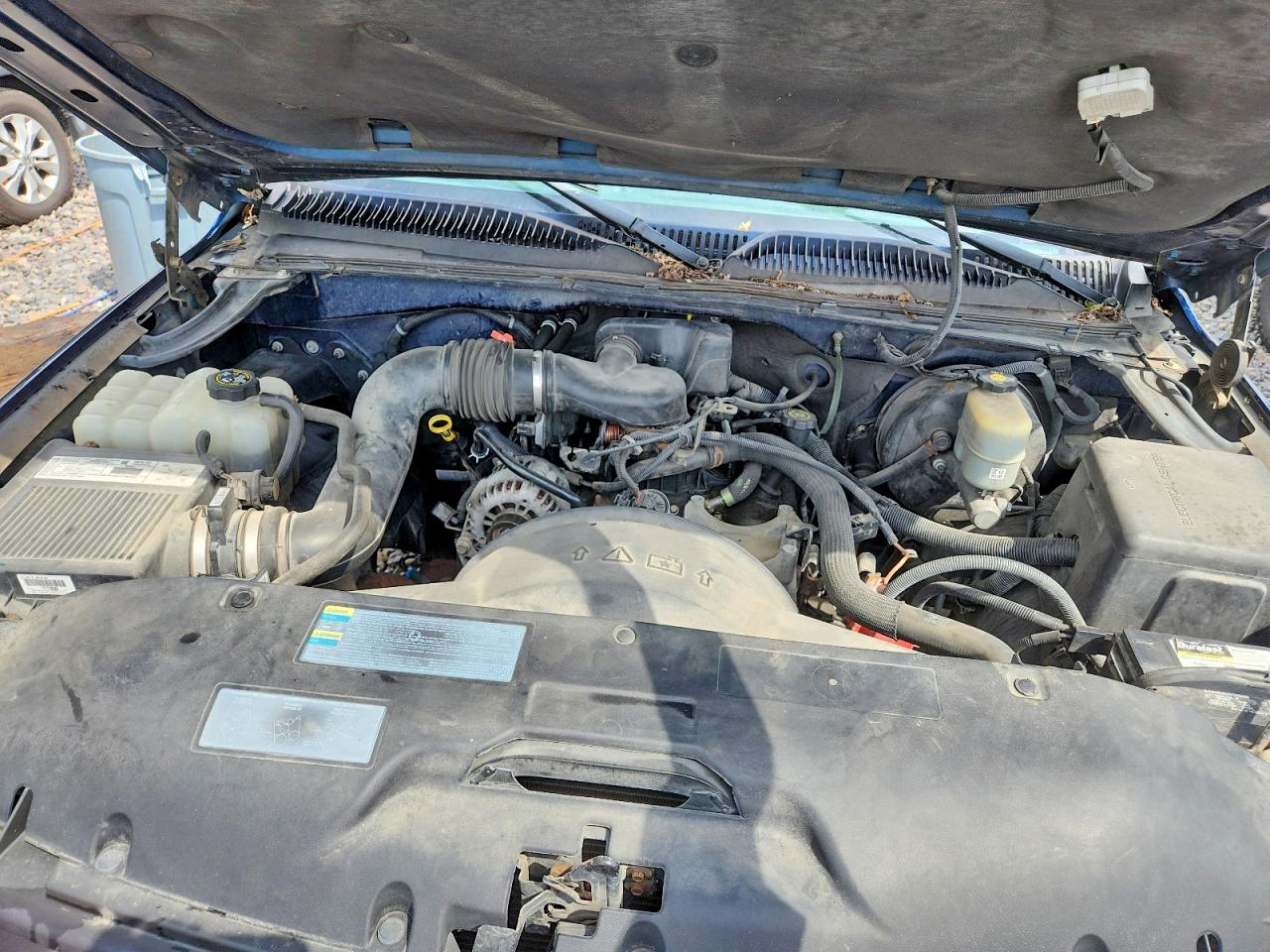2002 Chevrolet Silverado C1500 Blue vin: 1GCEC14WX2Z163979