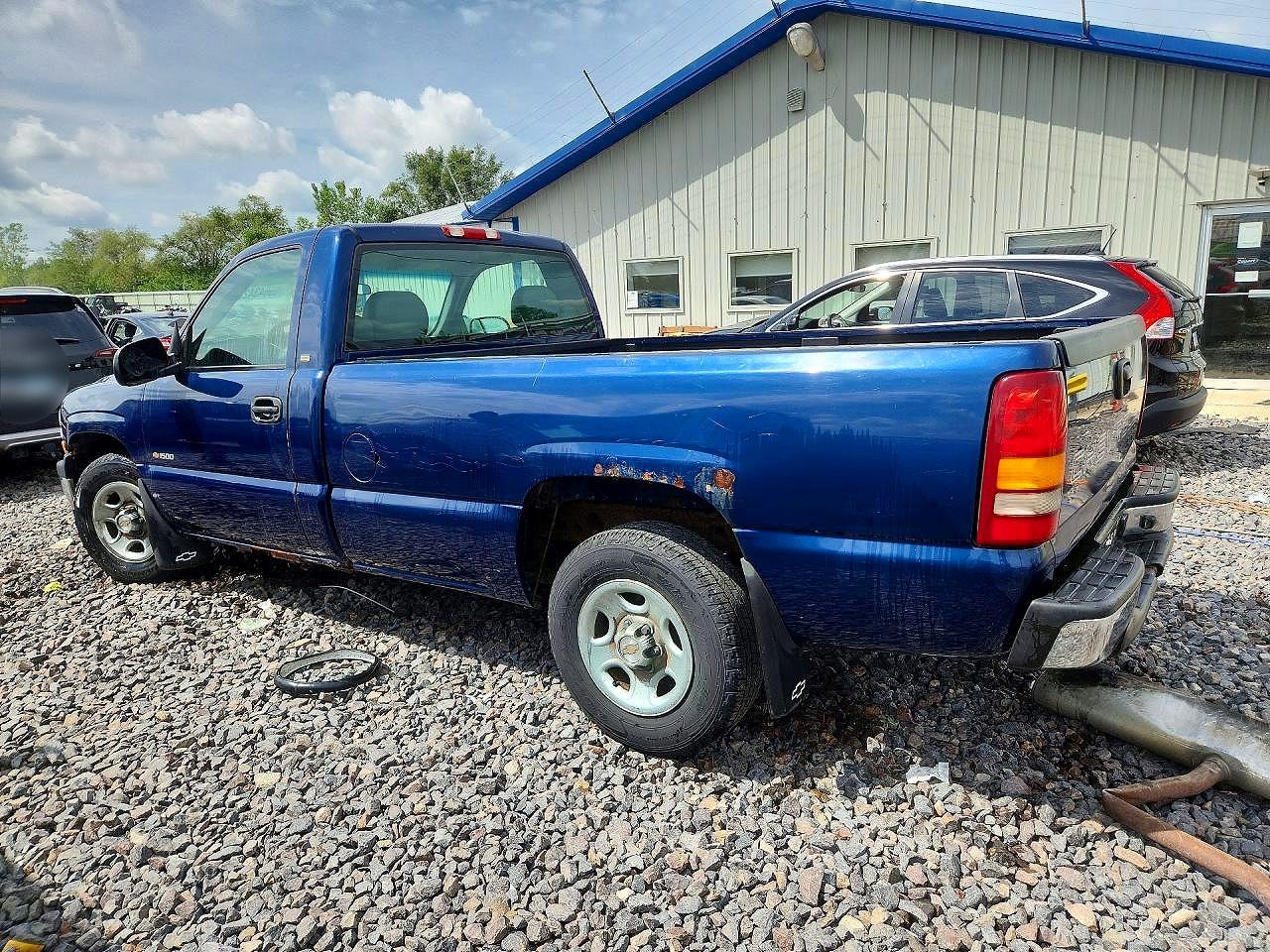 2002 Chevrolet Silverado C1500 Blue vin: 1GCEC14WX2Z163979