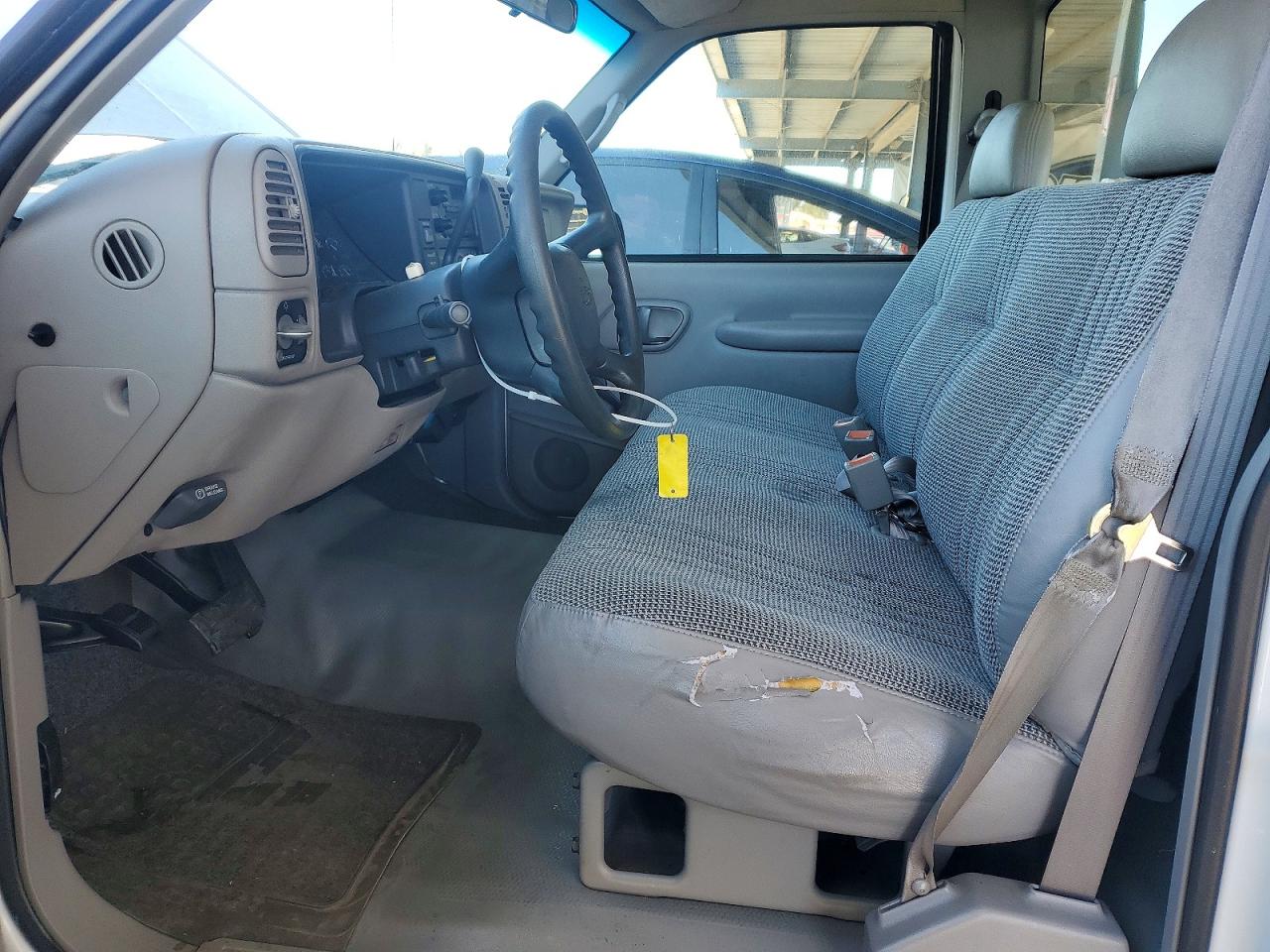 1998 Chevrolet Gmt-400 C1500 White vin: 1GCEC14WXWZ274604